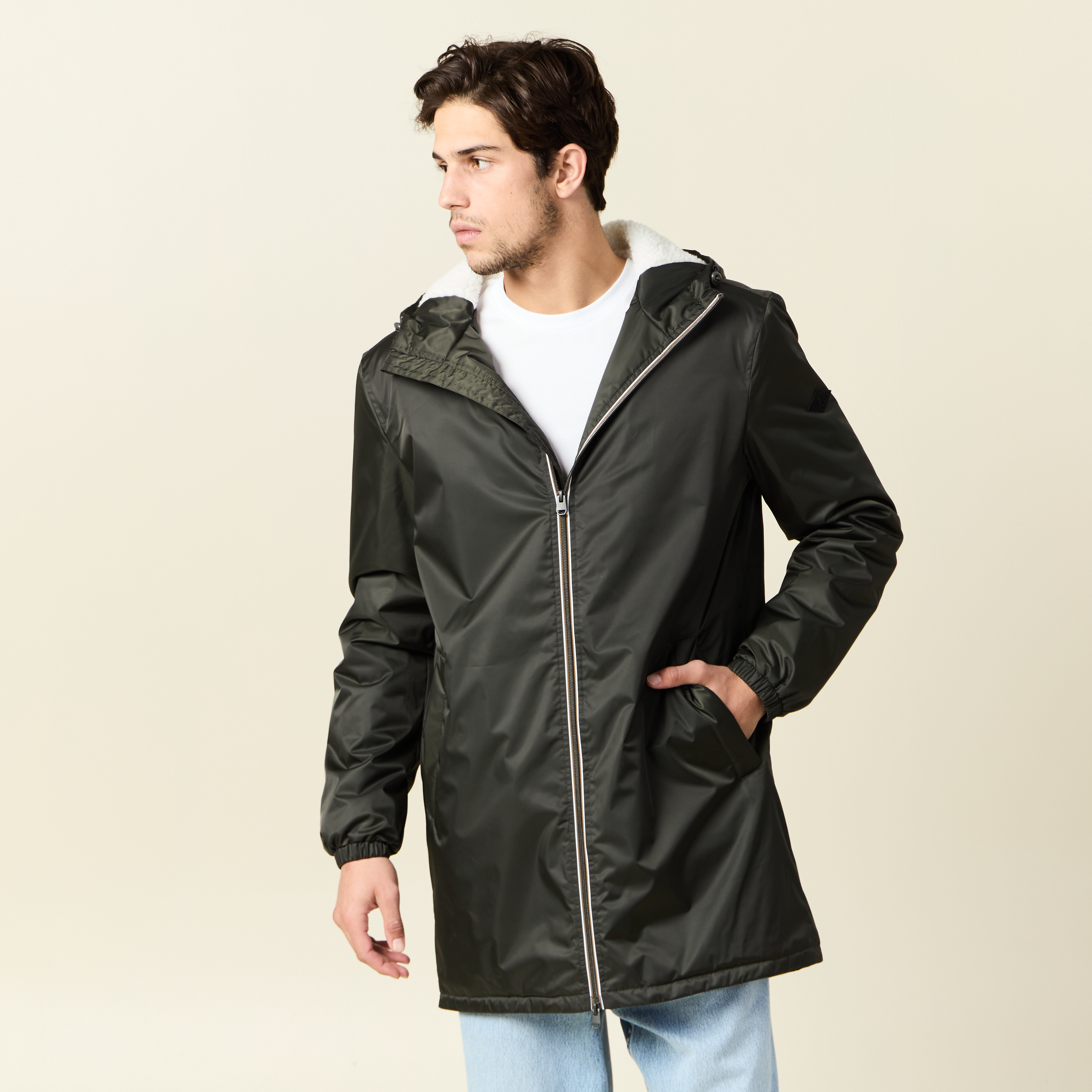 Coupe-vent doubl&eacute; &agrave; capuche vert kaki homme
