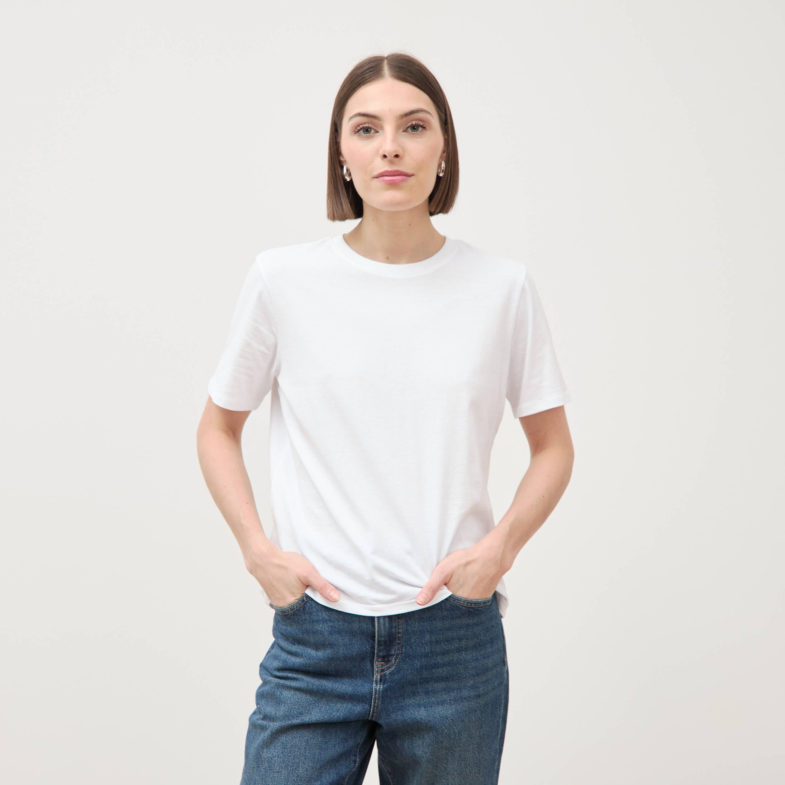 T-shirt droit col rond manches courtes blanc femme