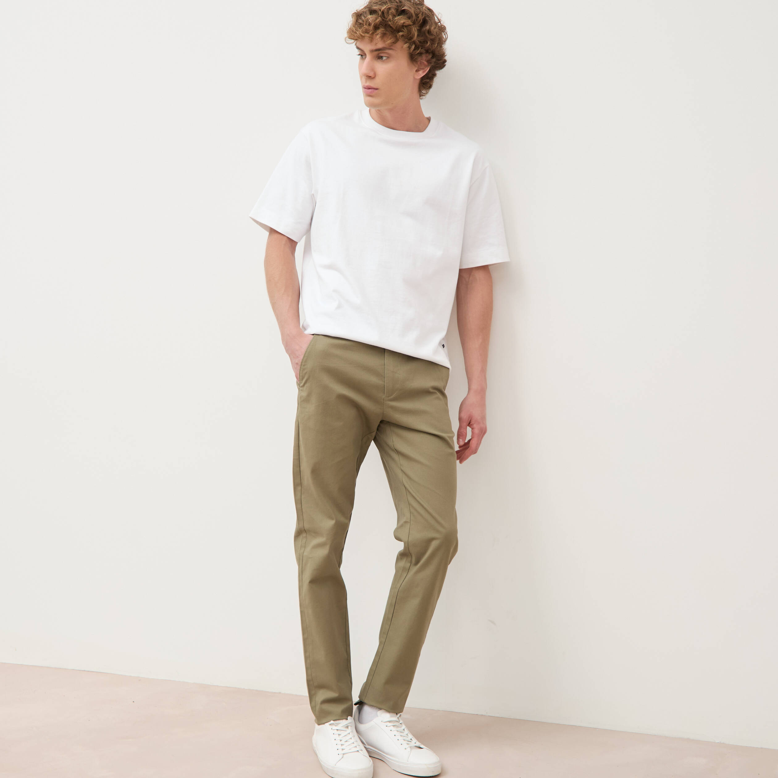 Pantalon chino slim vert kaki homme