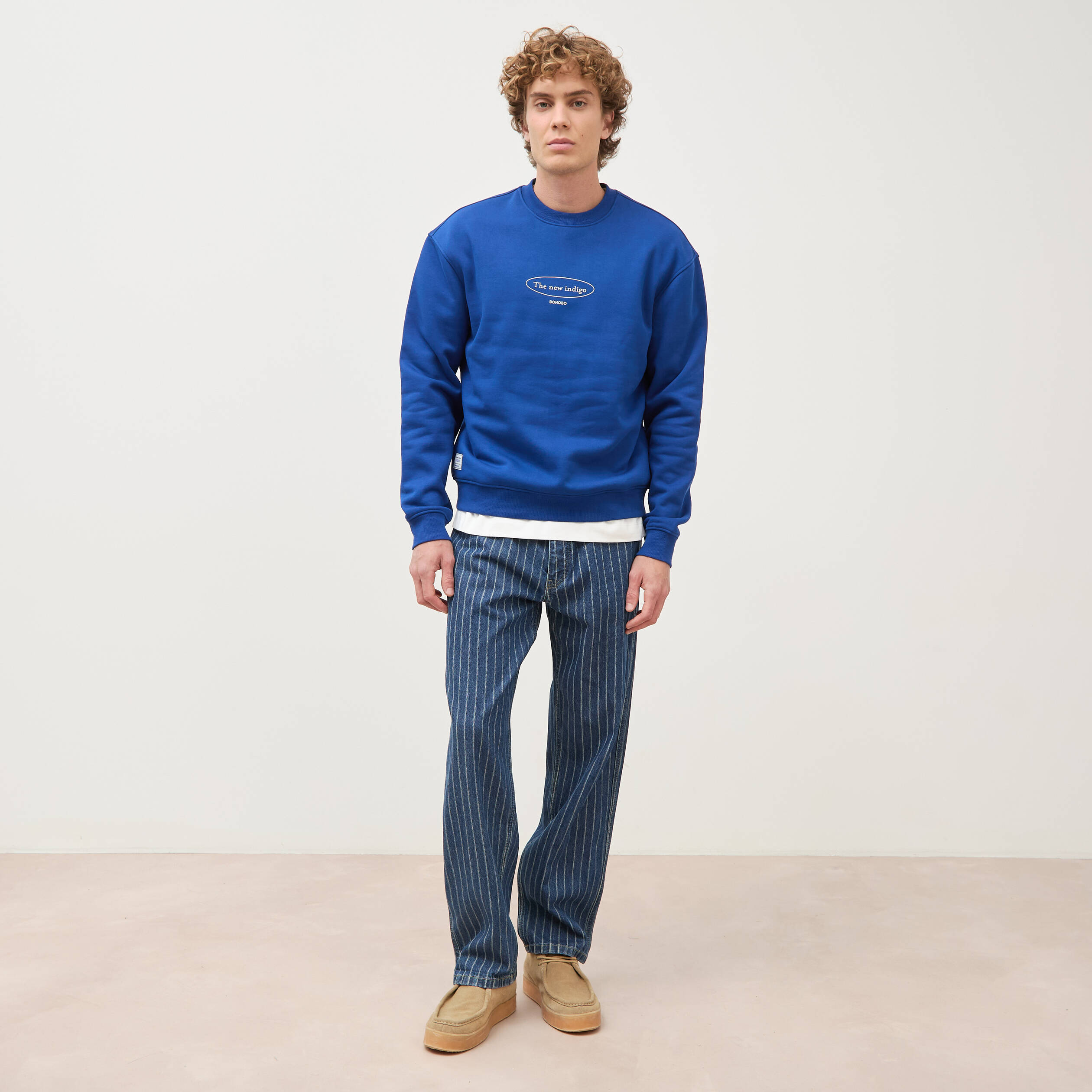 Sweat droit col rond manches longues bleu electrique homme