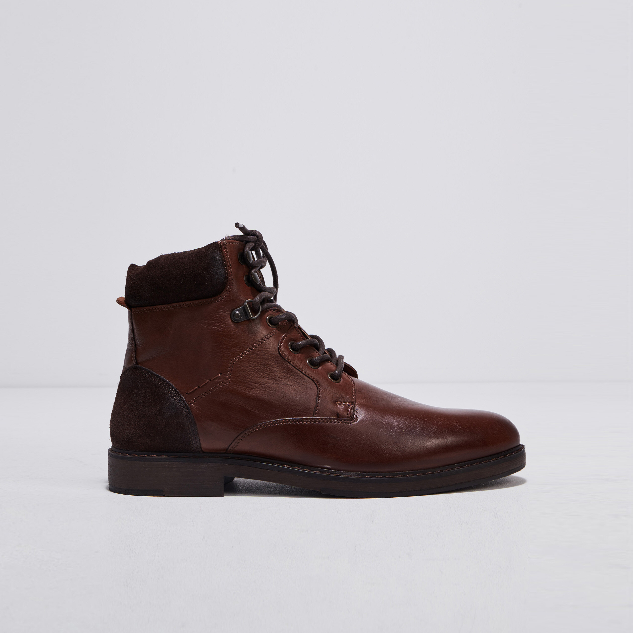 Bottes sales marron foncé