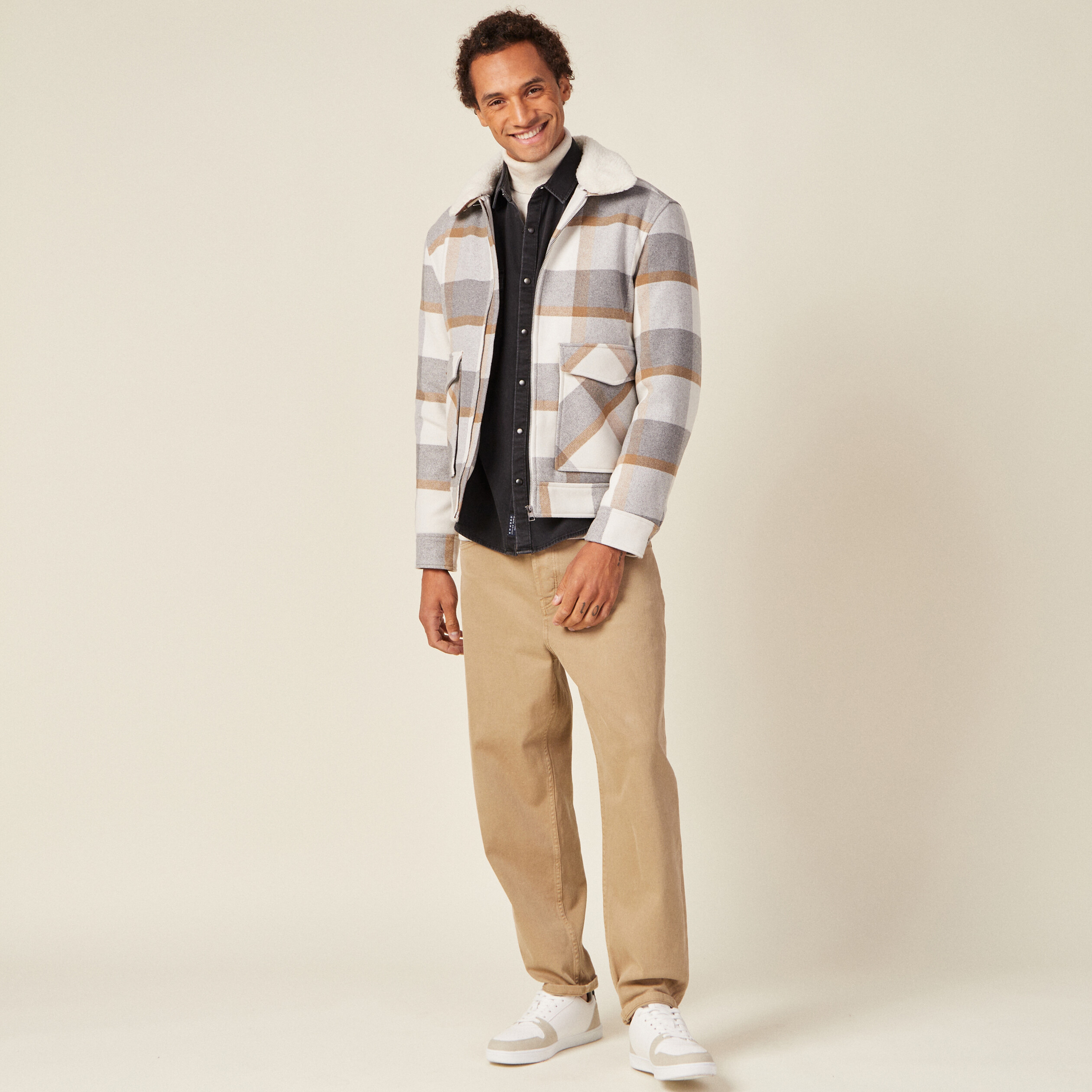 Blouson droit court &agrave; manches longues ecru homme