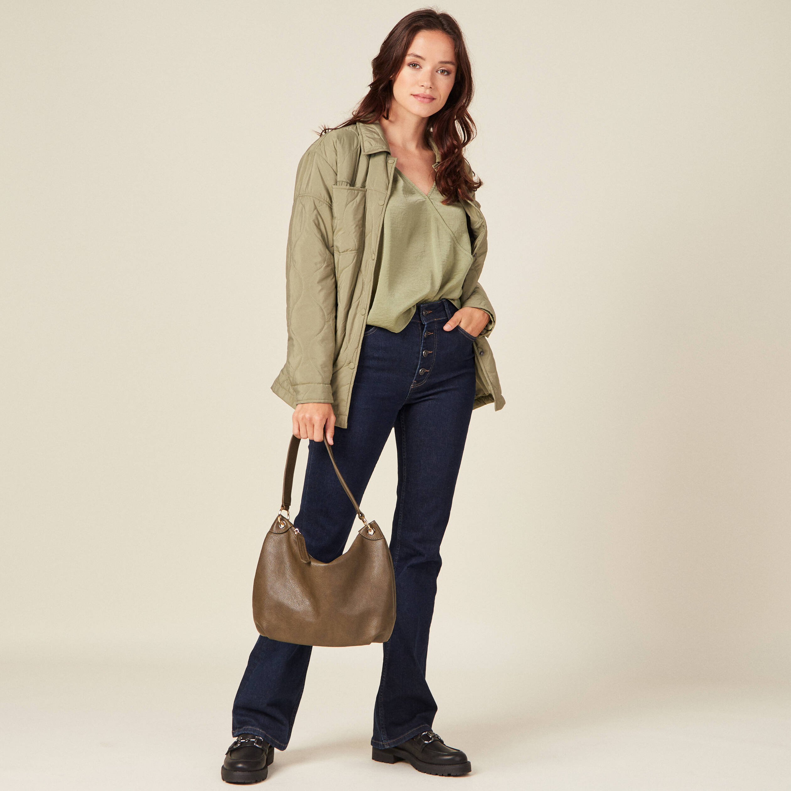blouse satin eco responsable vert kaki femme Blouse satin éco-responsable vert kaki femme