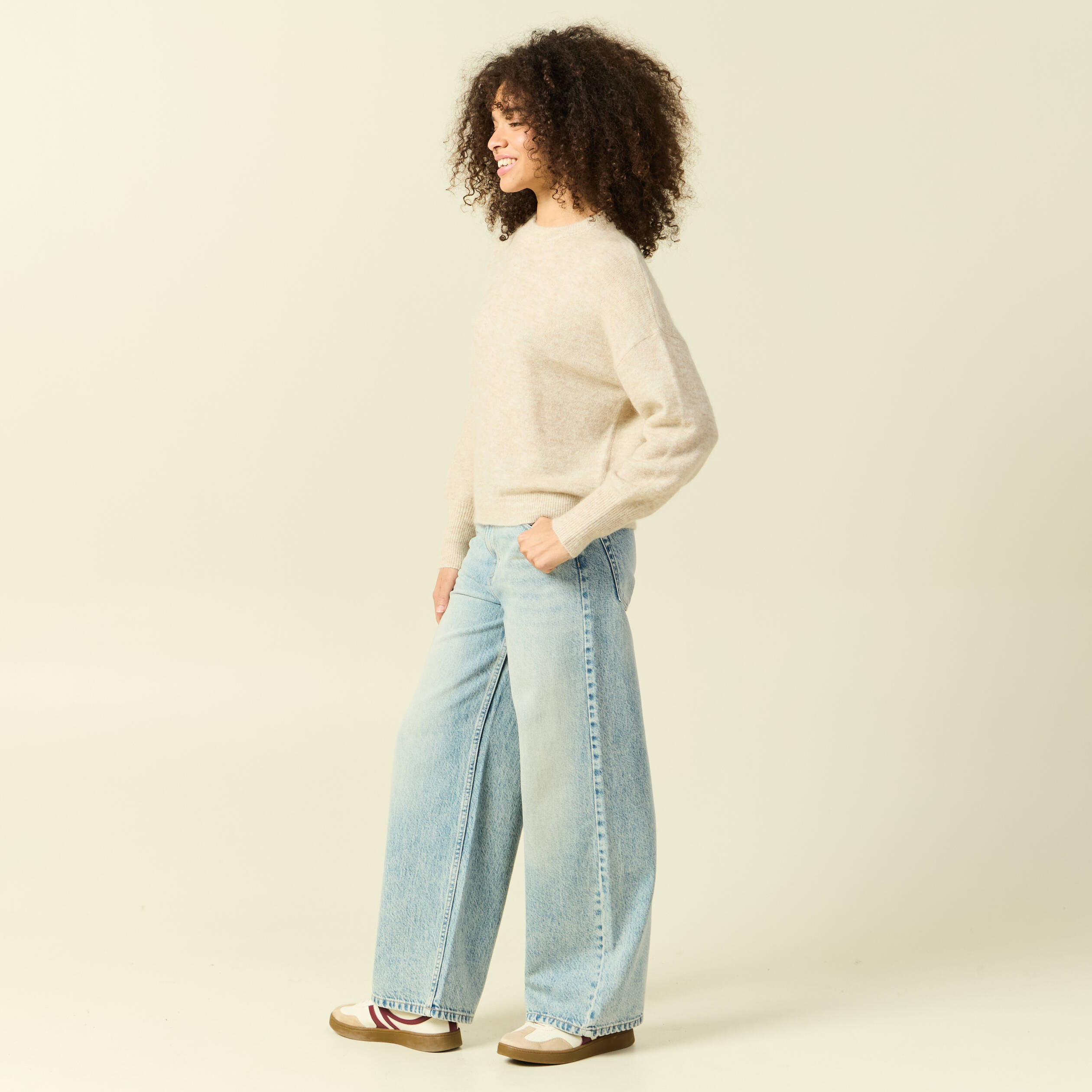 Pull col rond manches longues beige femme