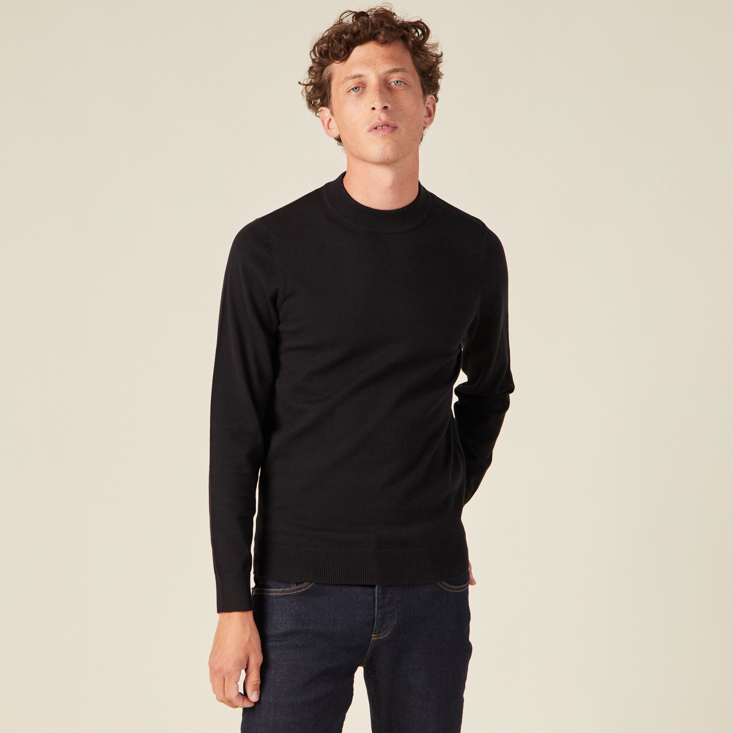 Pull manches longues noir homme