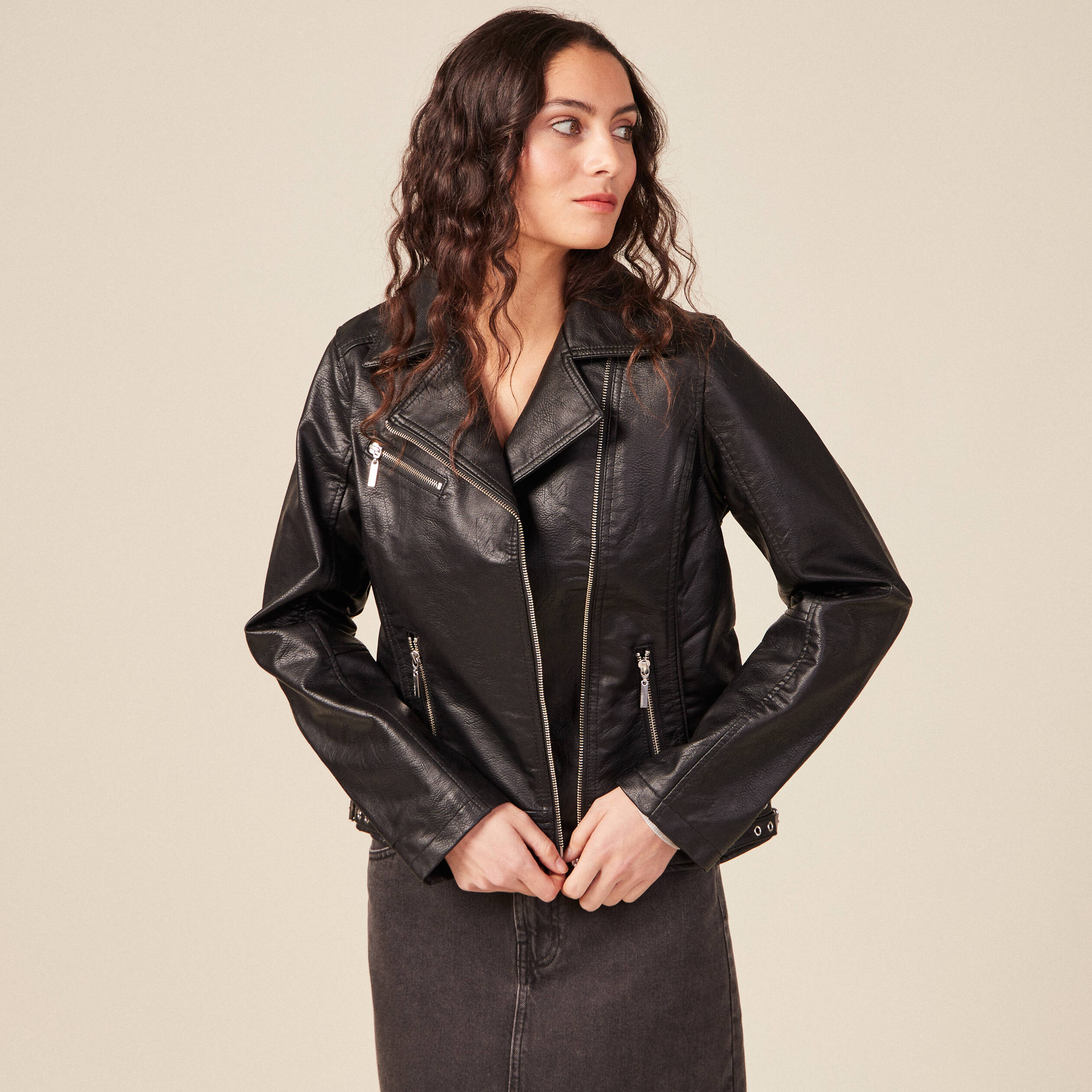 Veste esprit perfecto cintrée noir femme