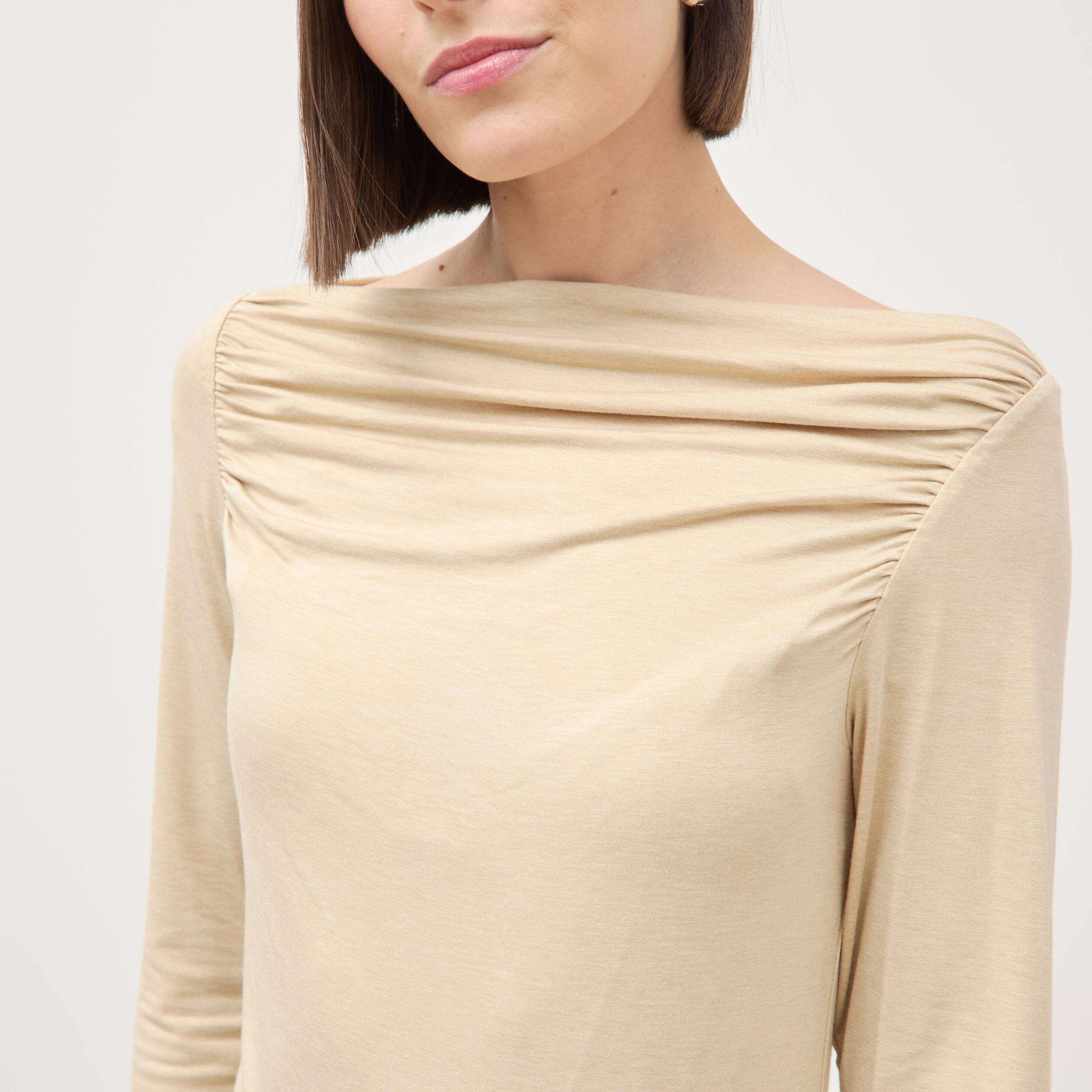 T-shirt ajust&eacute; manches longues bardot beige femme