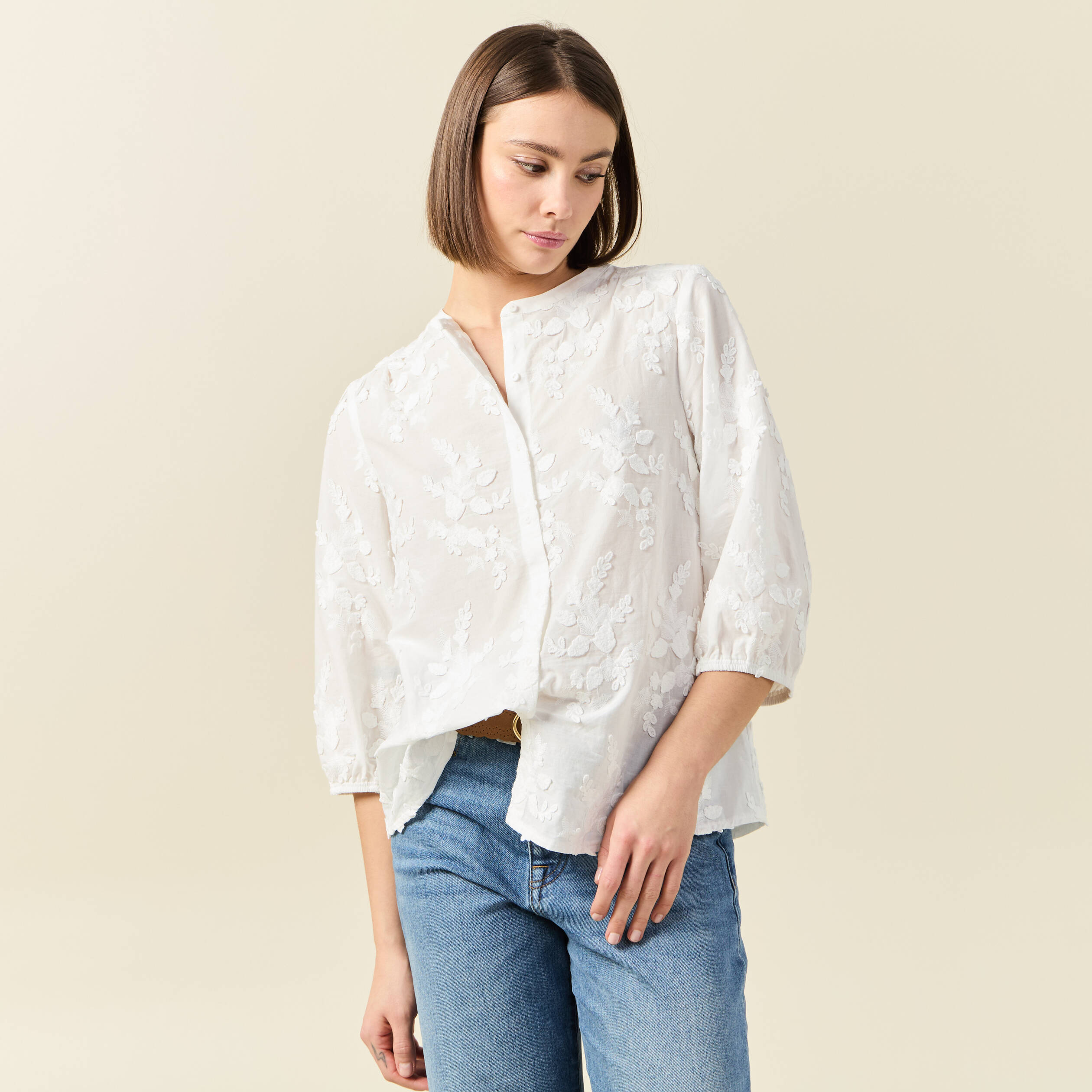 Chemise manches 3/4 brod&eacute;e ecru femme