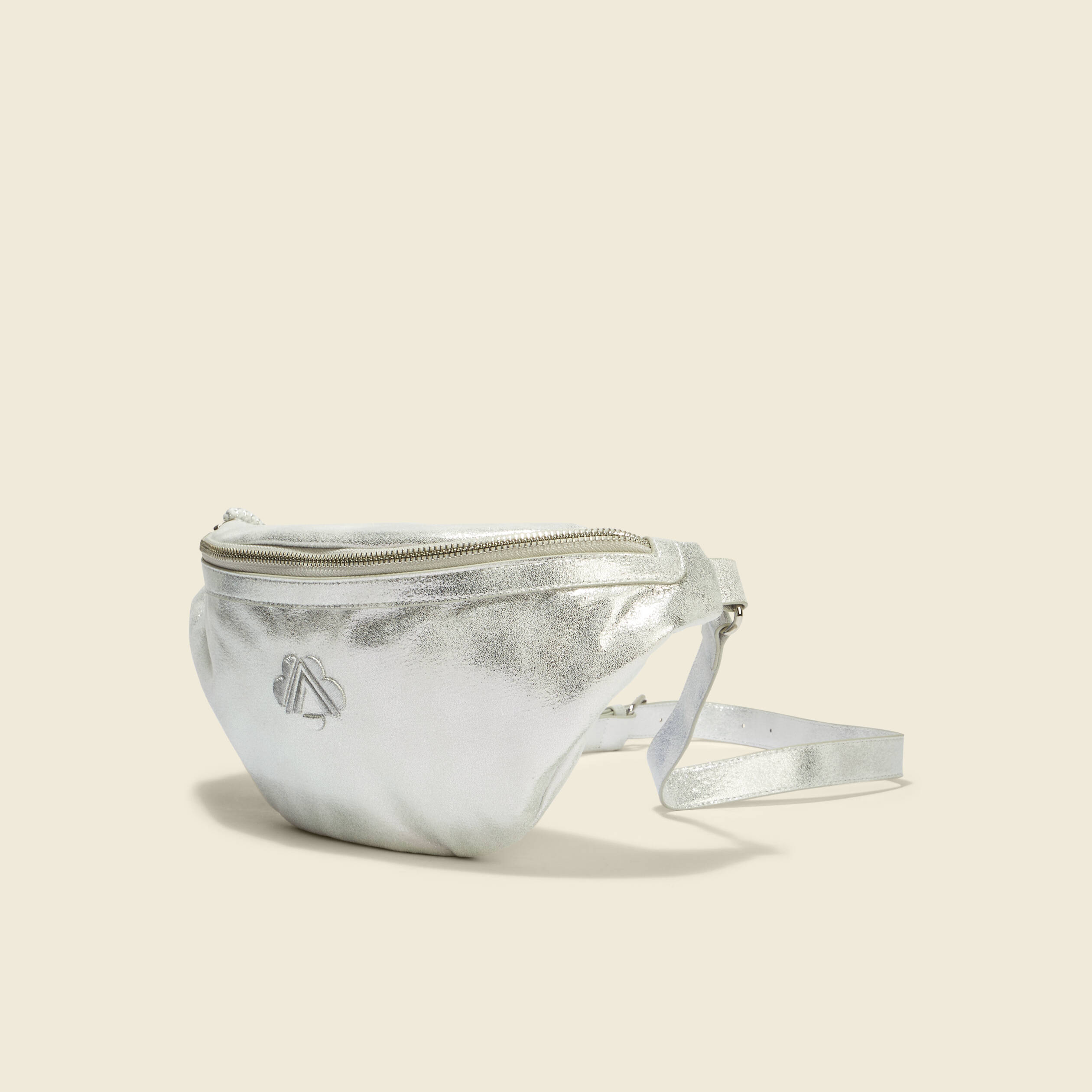 Sac sling métallisé couleur argent femme
