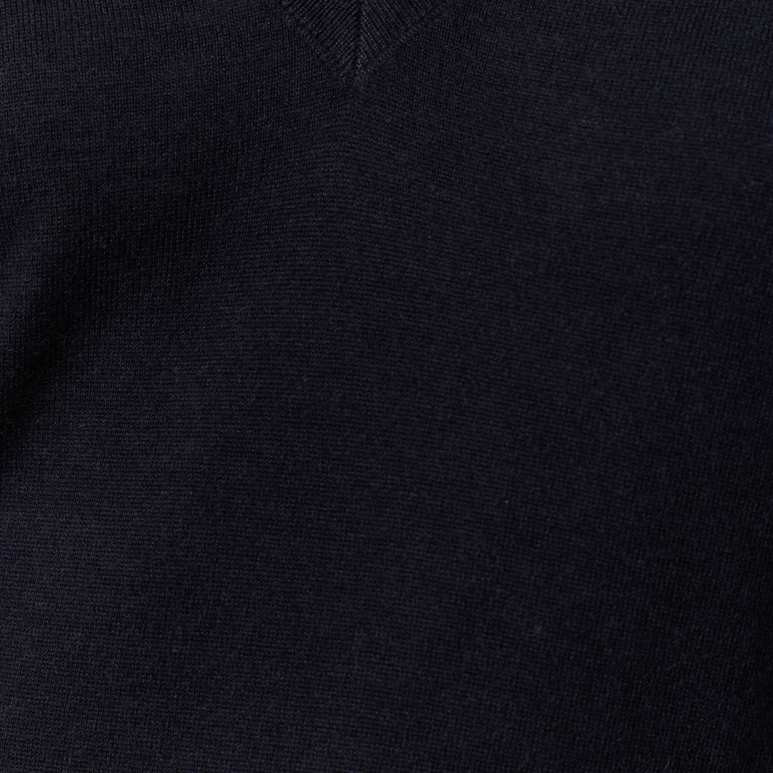 Pull fin col V manches longues bleu fonc&eacute; femme