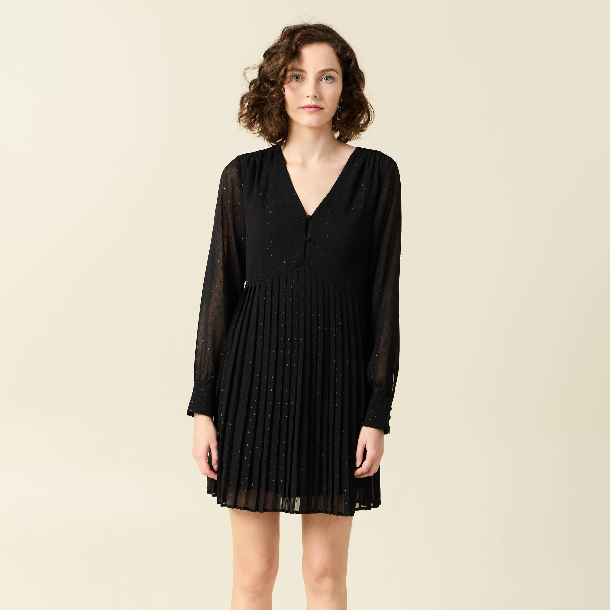 robe evasee plissee noir femme Robe évasée plissée noir femme