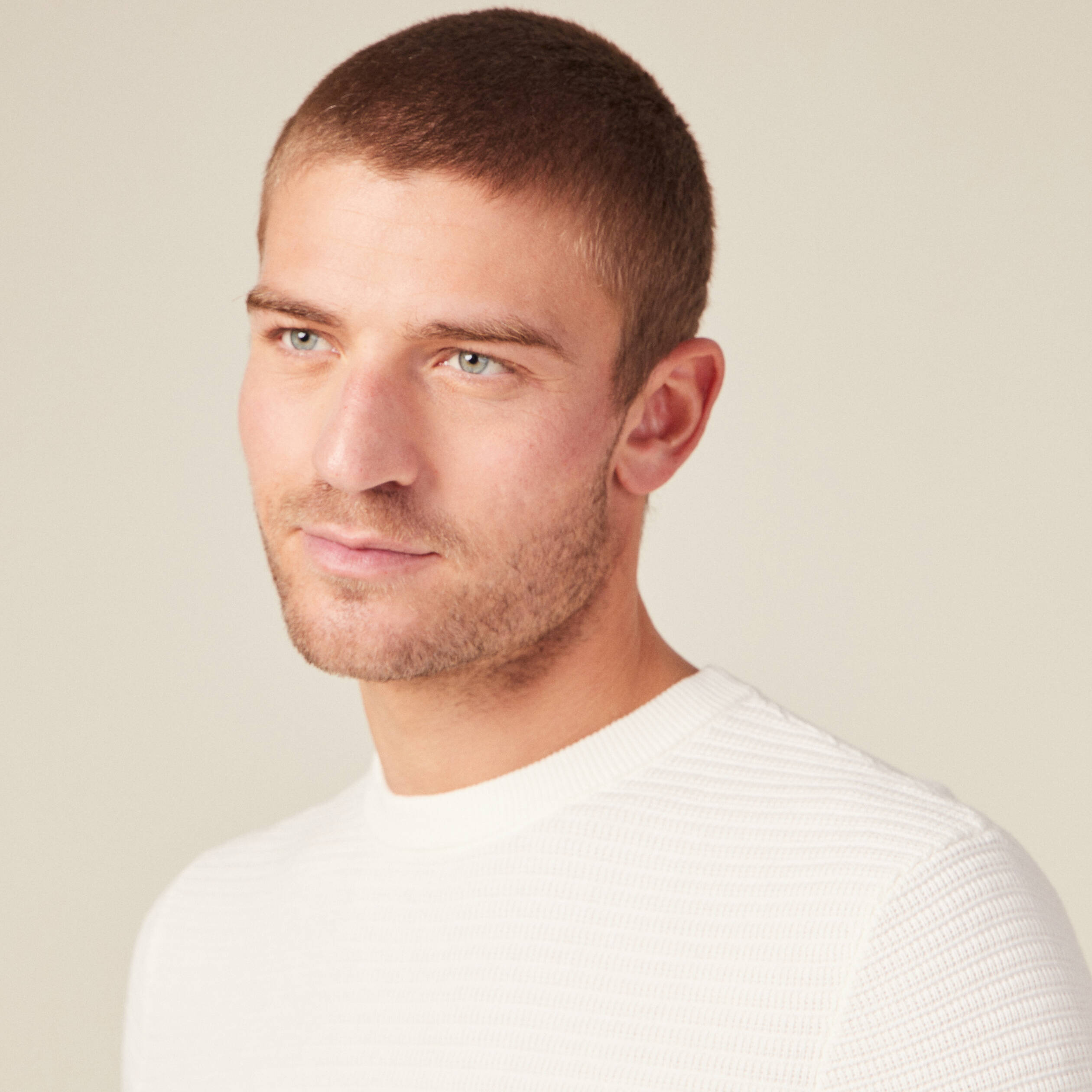 Pull manches longues col rond ecru homme