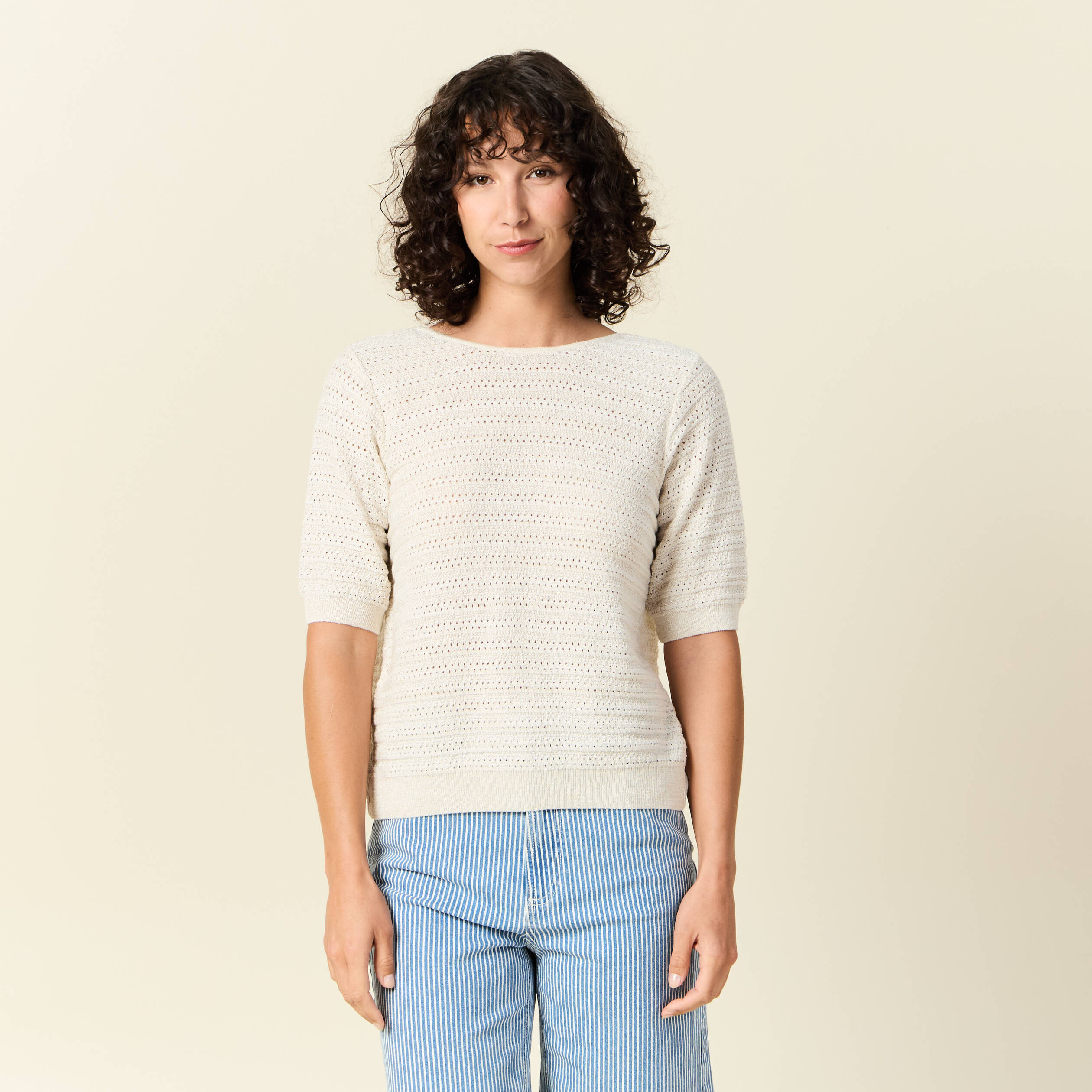 Gilet manches courtes ajour&eacute; creme femme