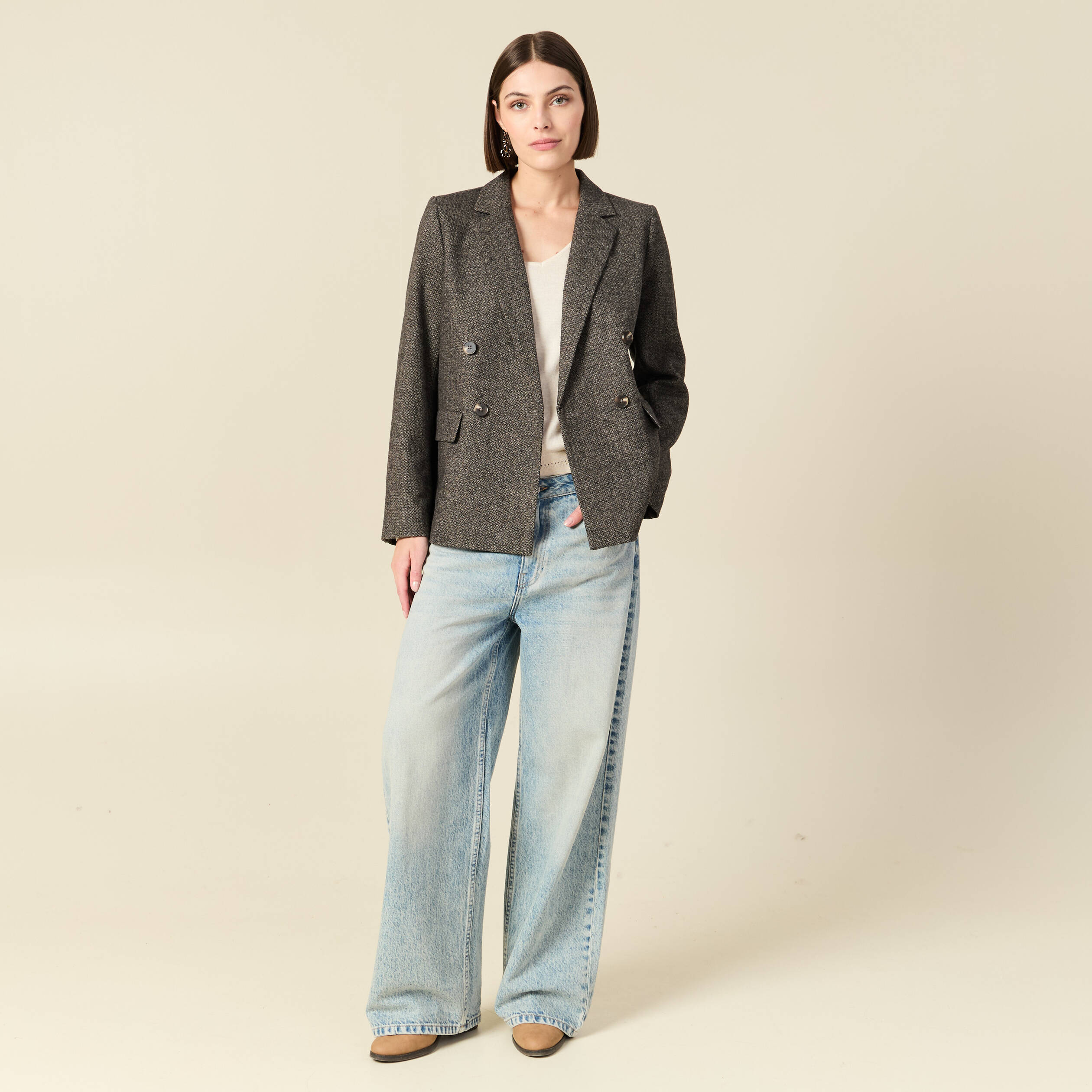 Pull col v manches longues en coton creme femme