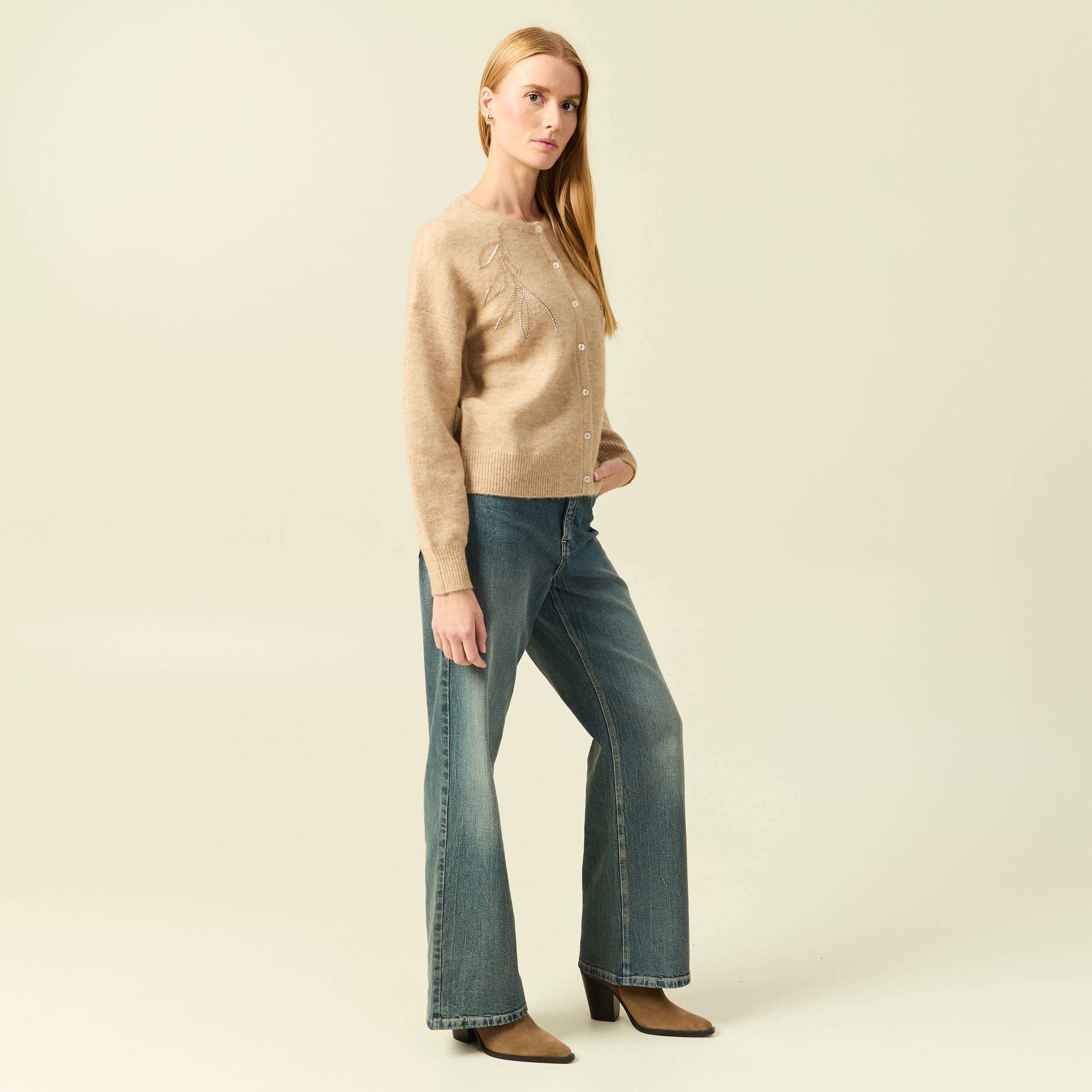 Gilet manches longues col rond creme femme
