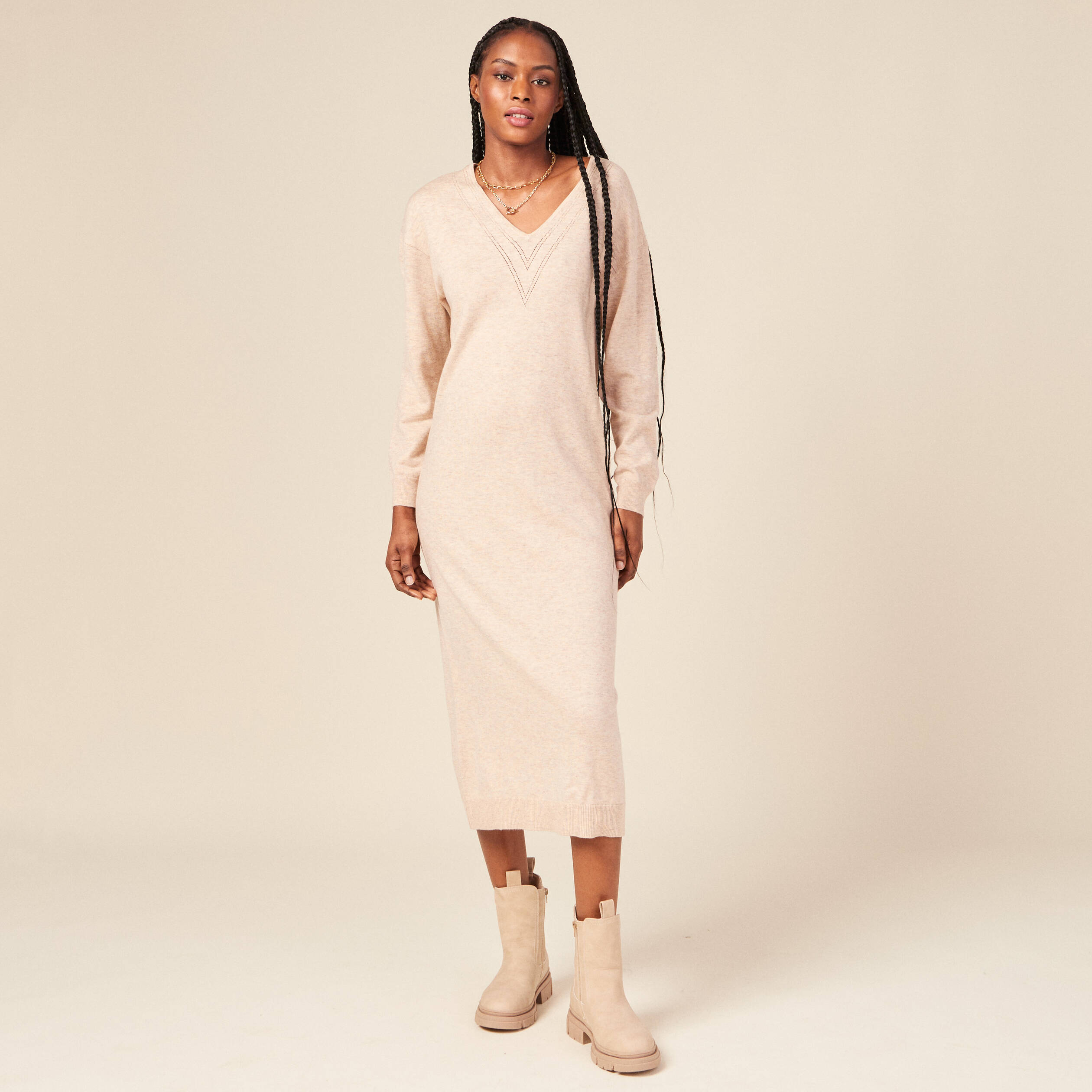 Robe cintr&eacute;e col v manches 3/4 creme femme