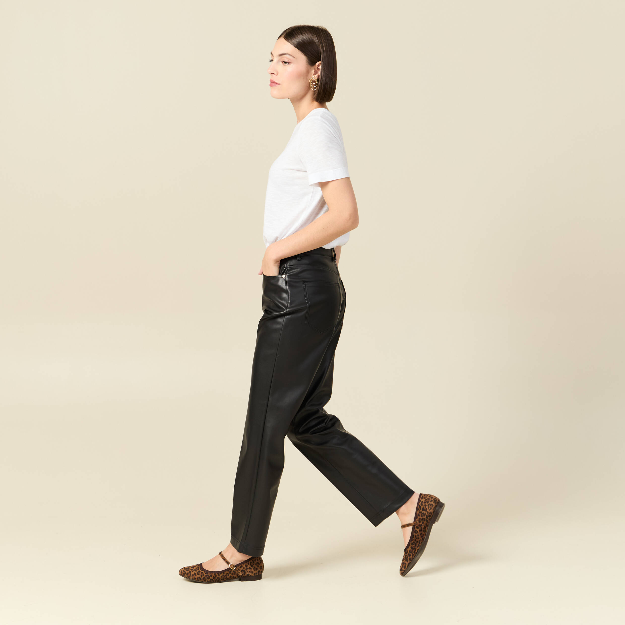Pantalon taille haute similicuir noir femme