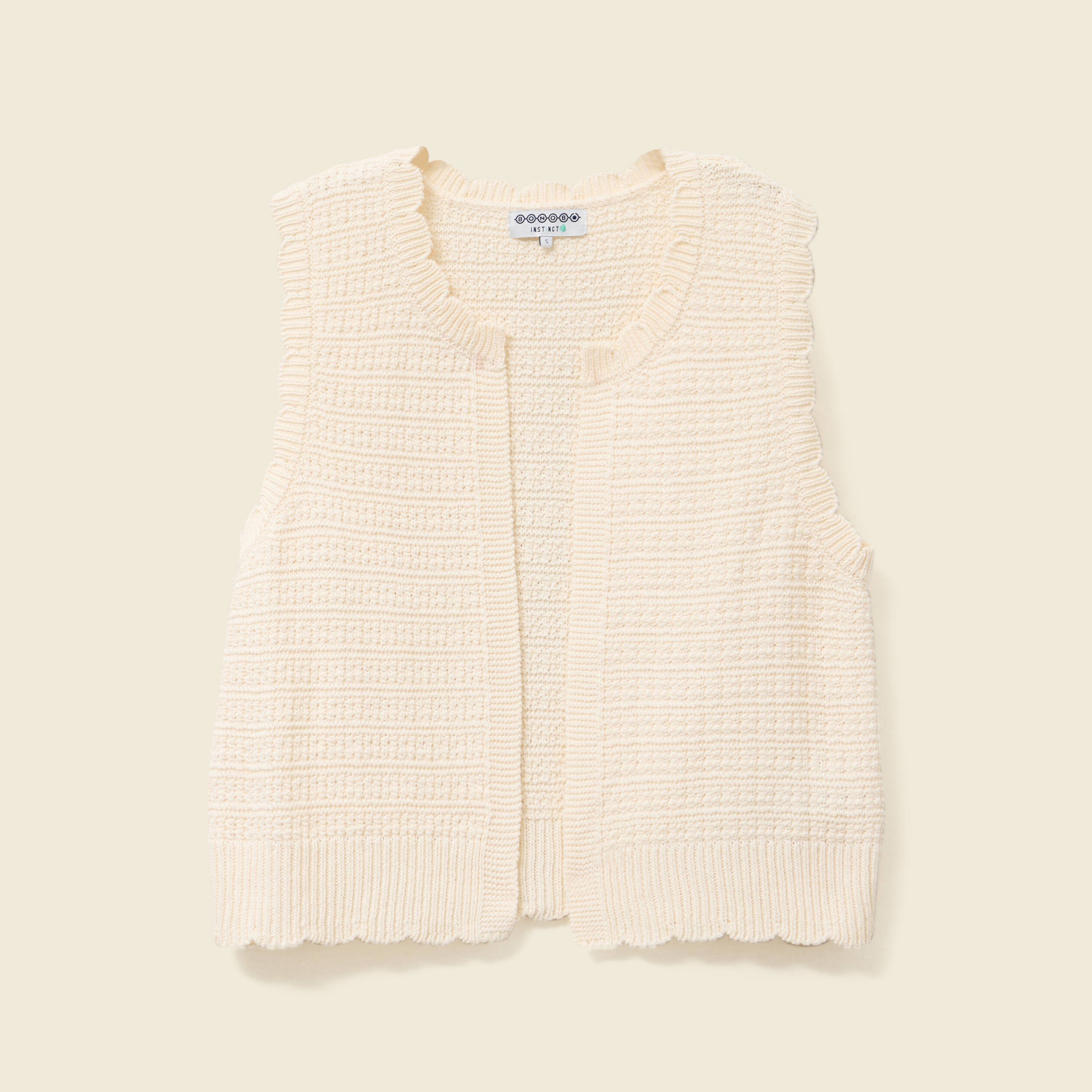 gilet droit court sans manches creme femme Gilet droit court sans manches creme femme