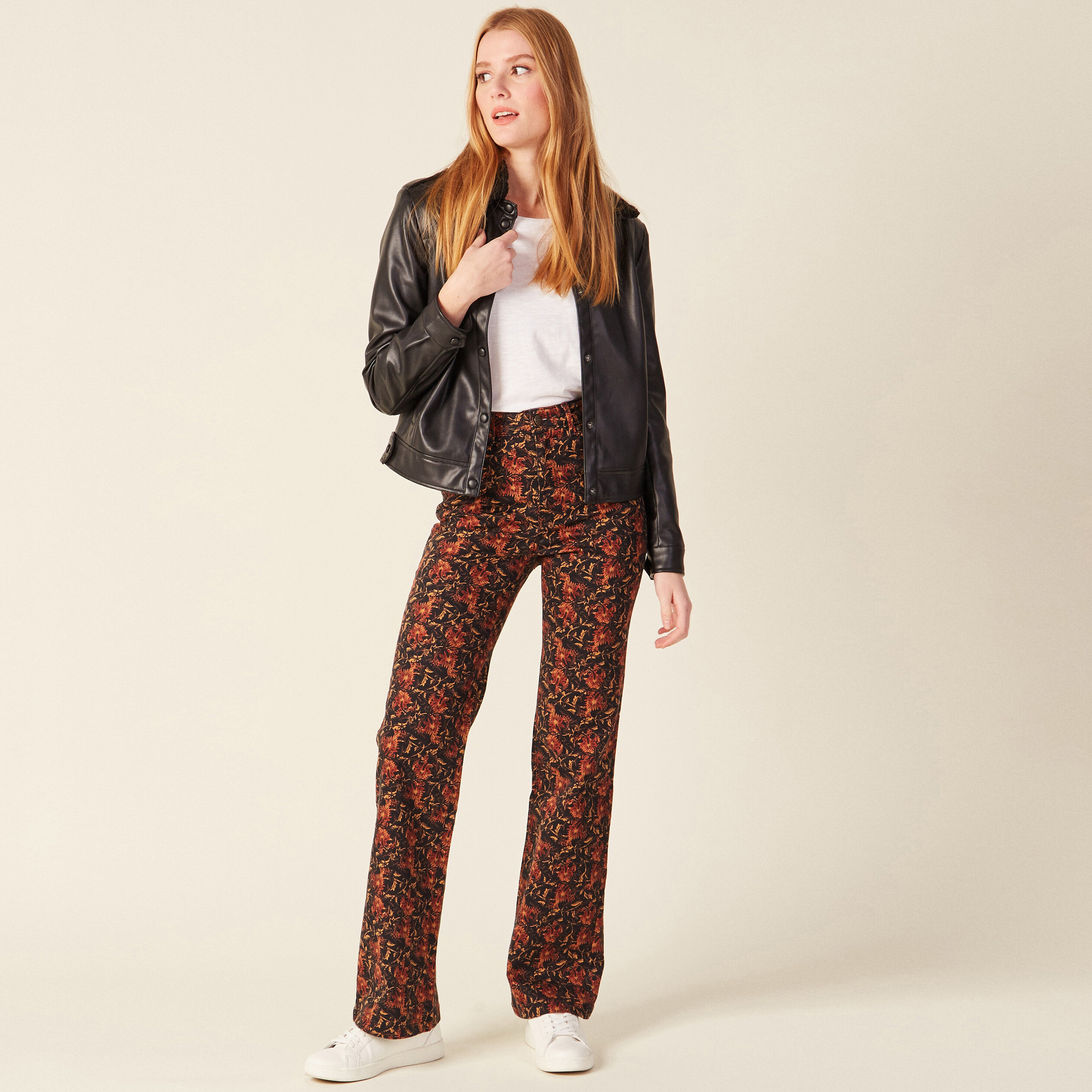 pantalon bootcut taille haute noir femme Pantalon bootcut taille haute noir femme