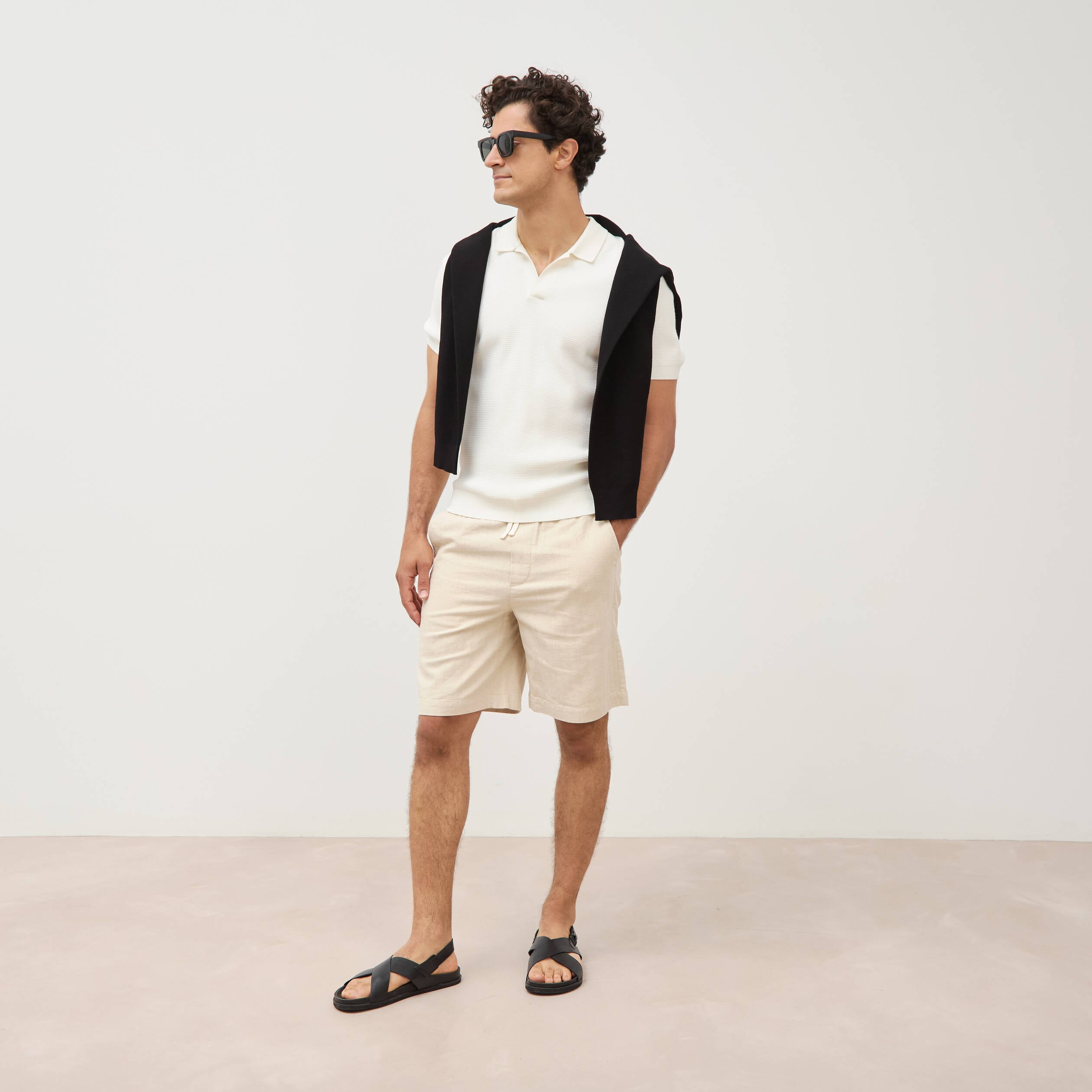 Polo cintr&eacute; manches courtes ecru homme