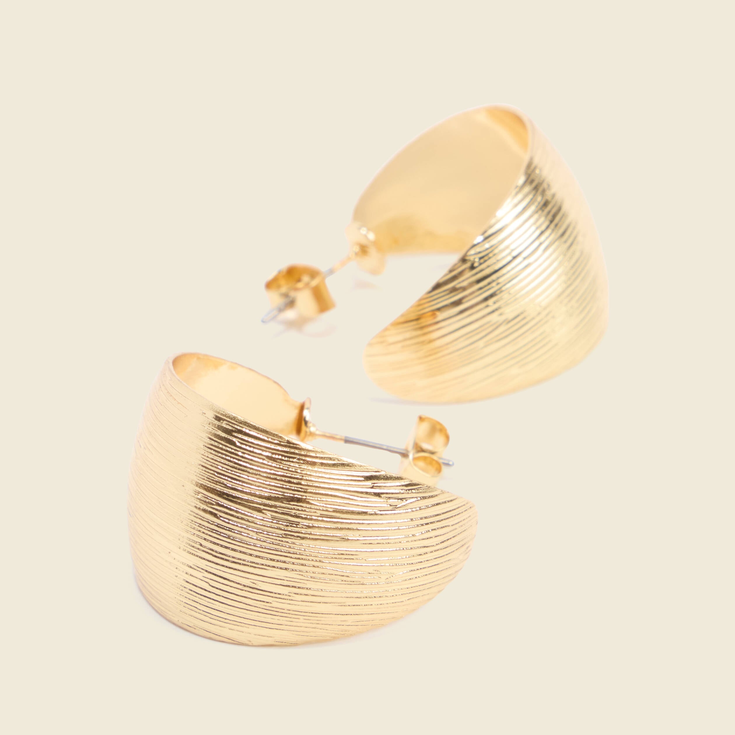 Boucles d'oreilles couleur or femme