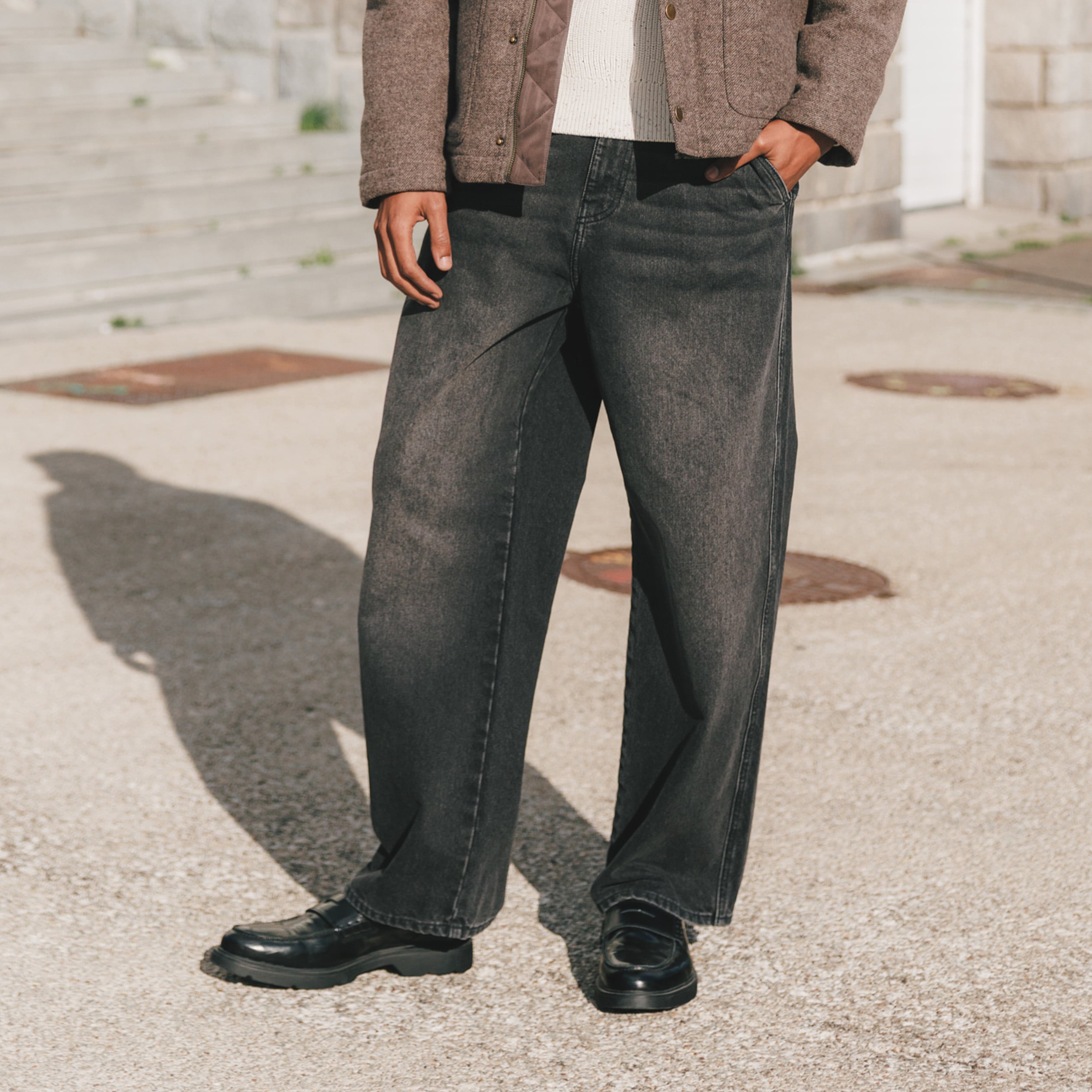 Jeans loose longueur 32 en coton denim noir homme