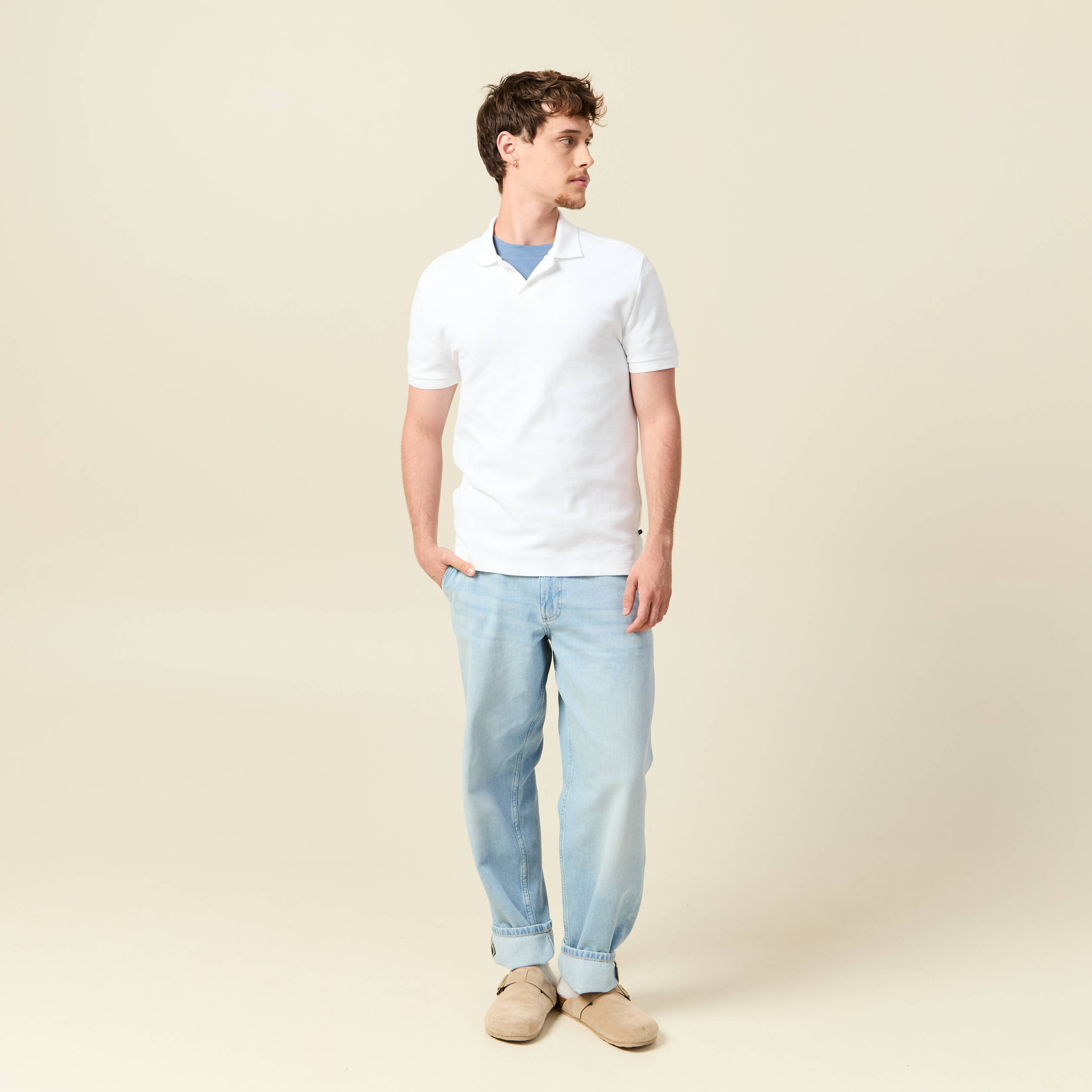 Polo cintr&eacute; manches courtes en coton blanc homme