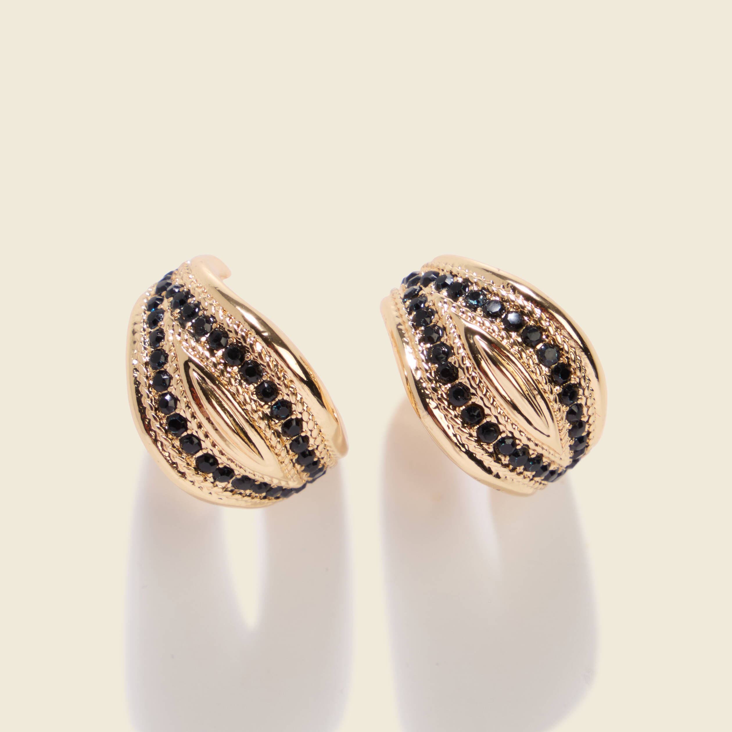 Boucles d'oreilles couleur or femme