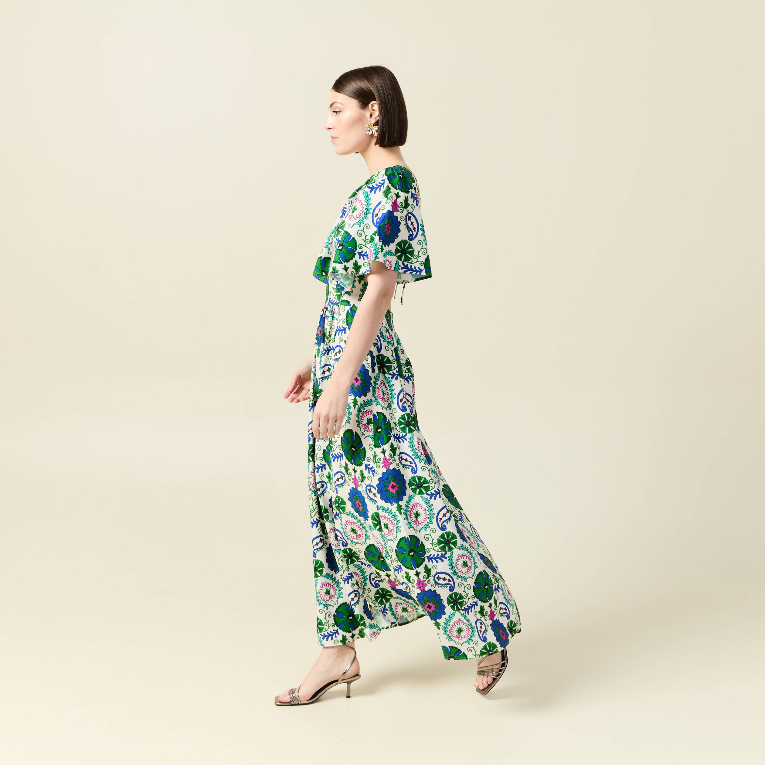 robe col v manches courtes blanc femme Robe col V manches courtes blanc femme
