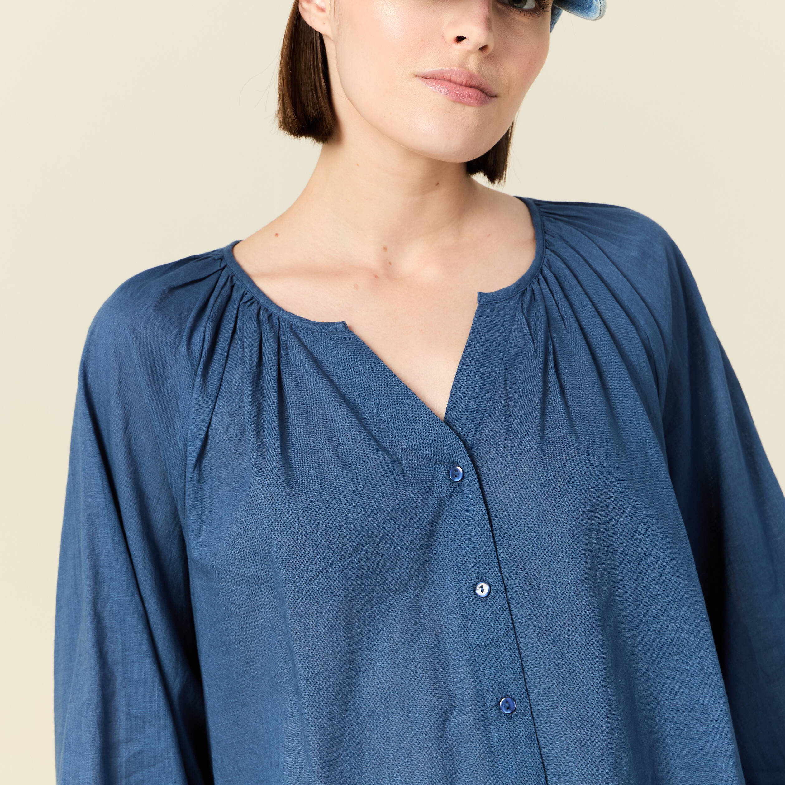 blouse manches longues bleu fonce femme Blouse manches longues bleu foncé femme