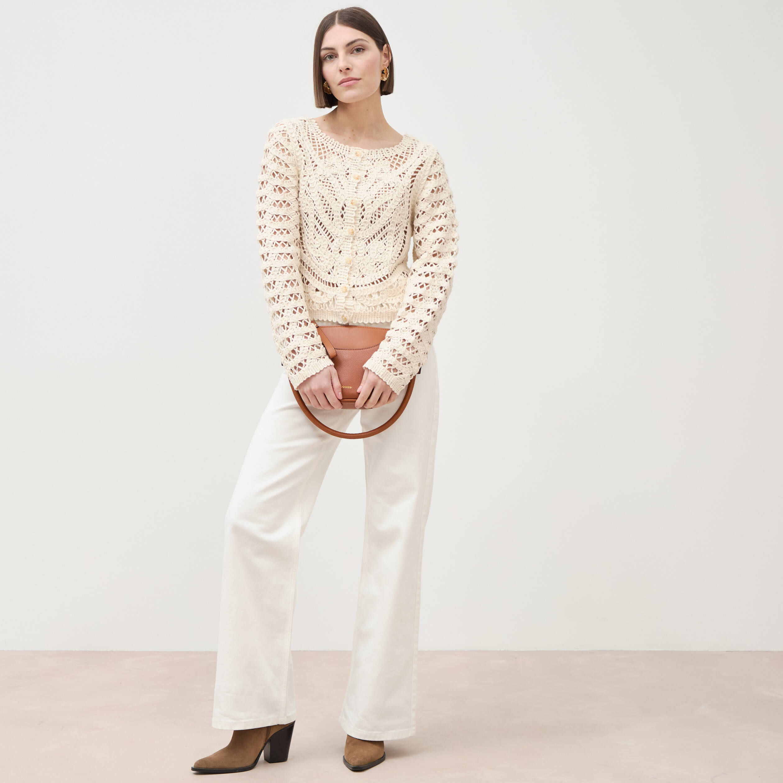 Cardigan droit court manches longues ecru femme