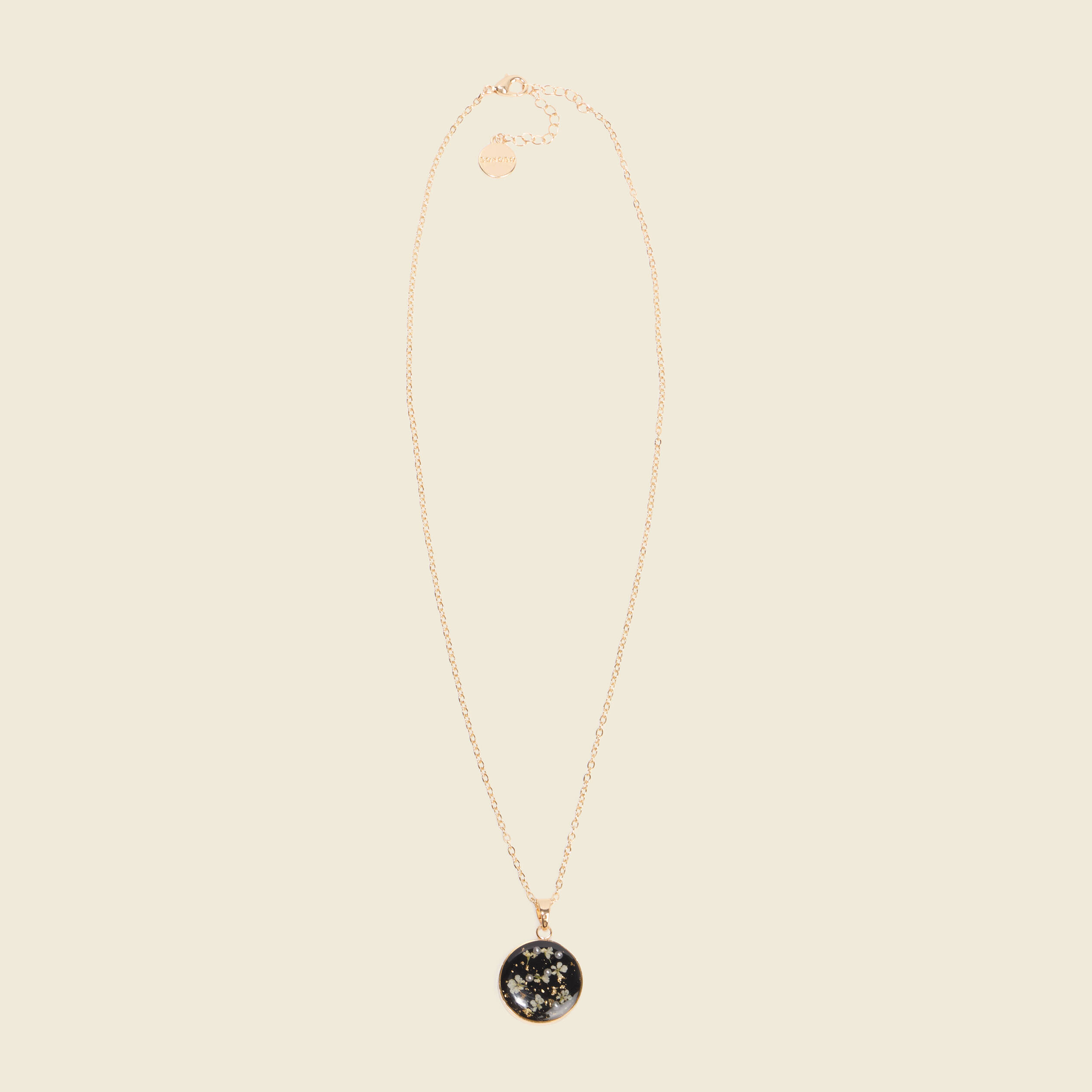 Collier avec pendentif noir femme