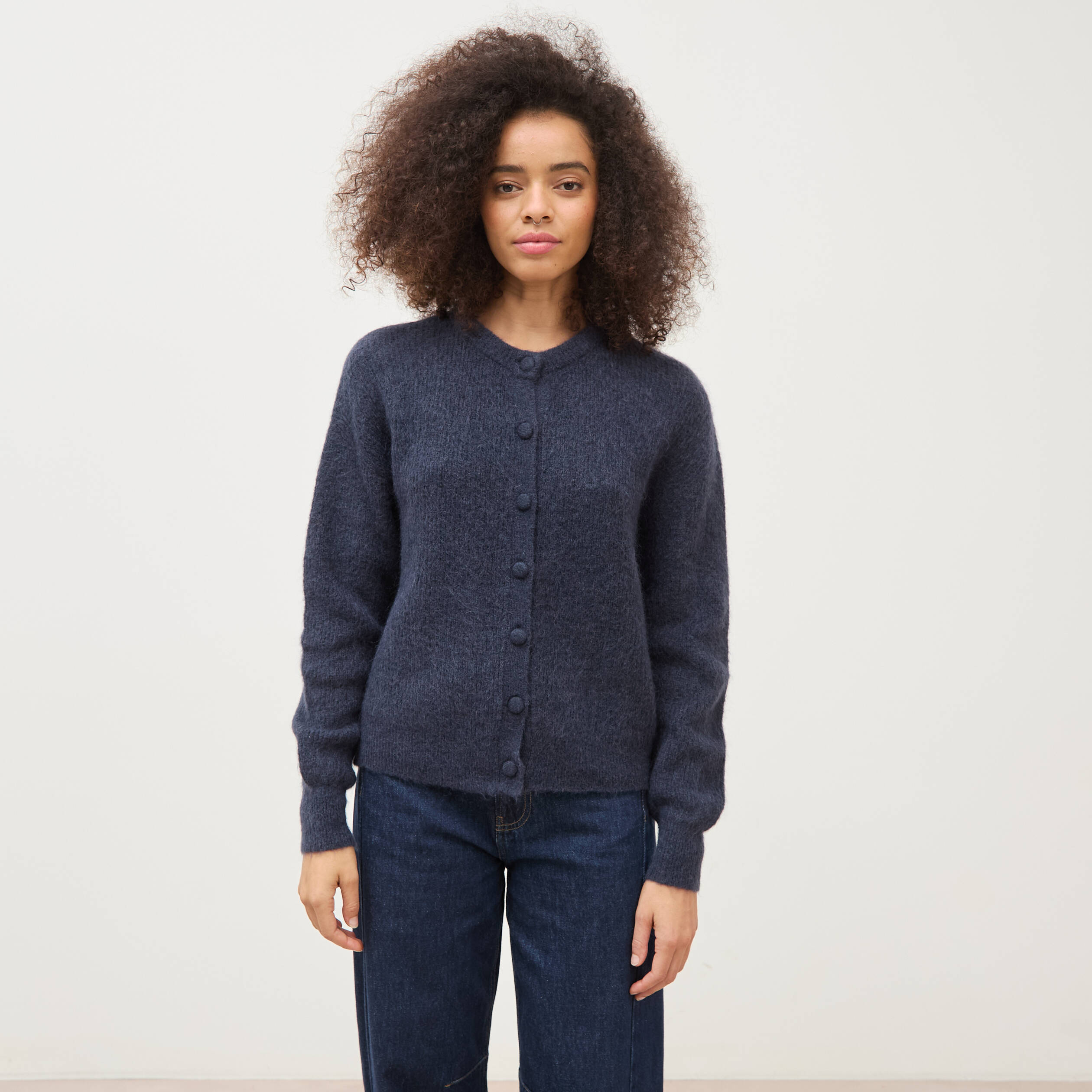 Gilet manches longues col rond bleu fonc&eacute; femme