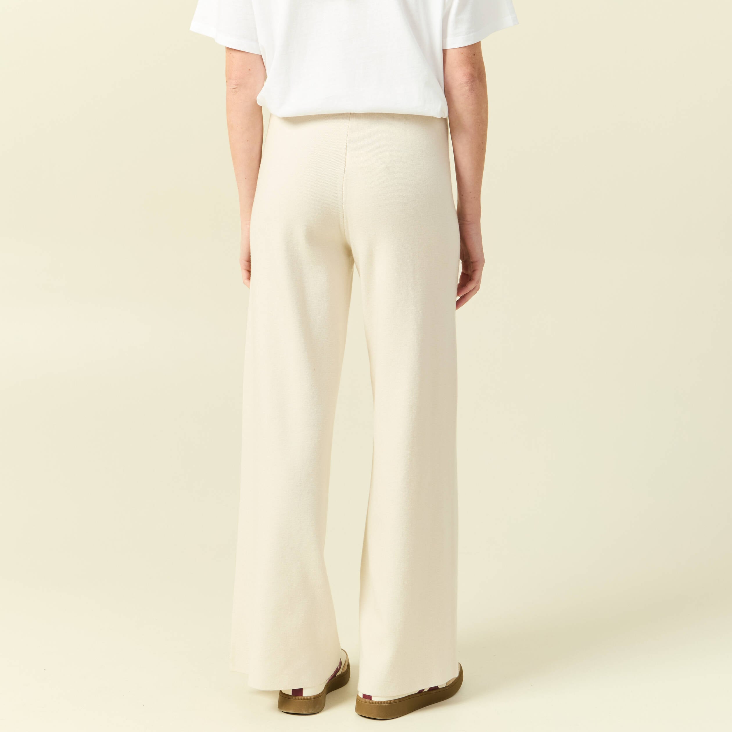 Pantalon large taille haute en maille creme femme