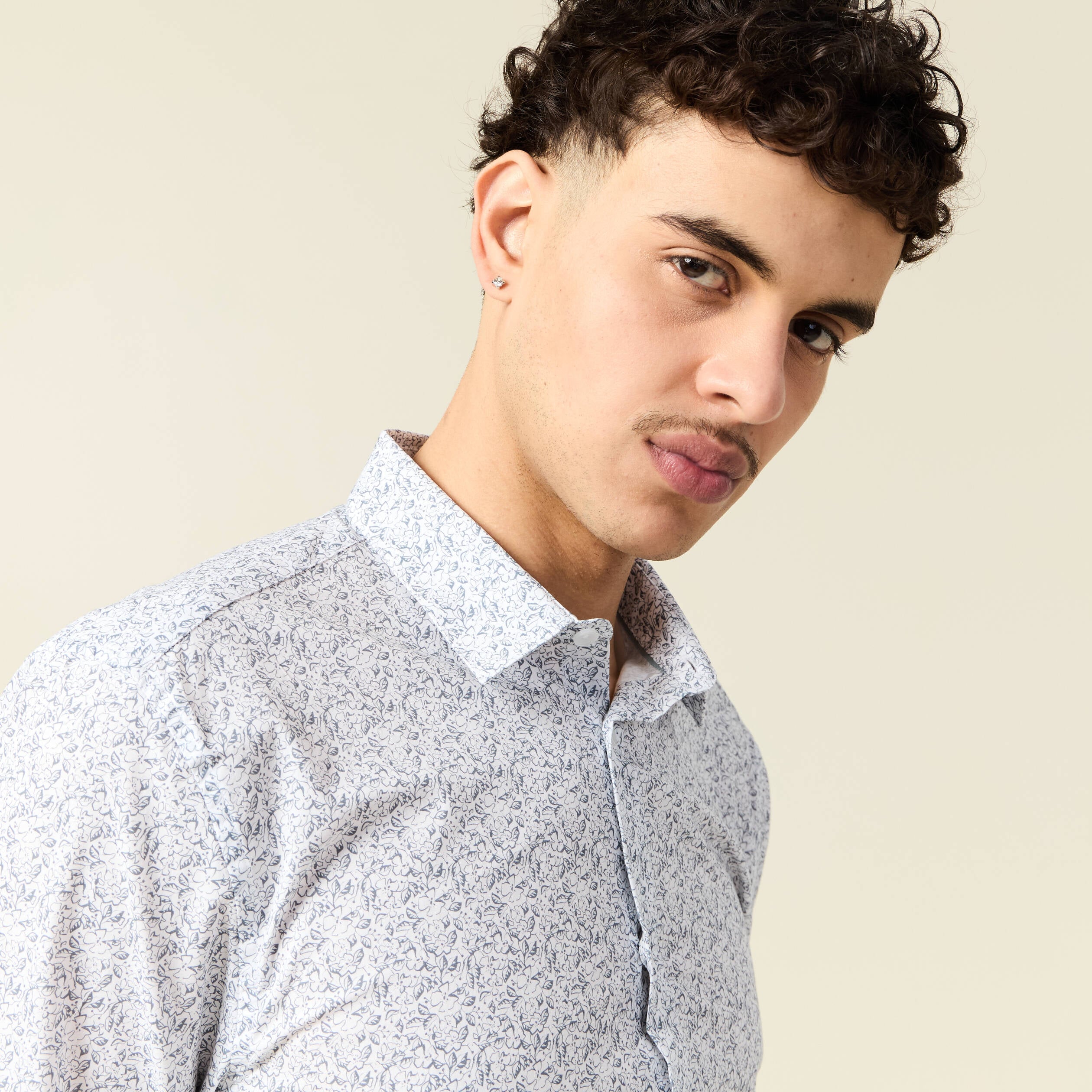 Chemise cintr&eacute;e en coton manches longues gris homme