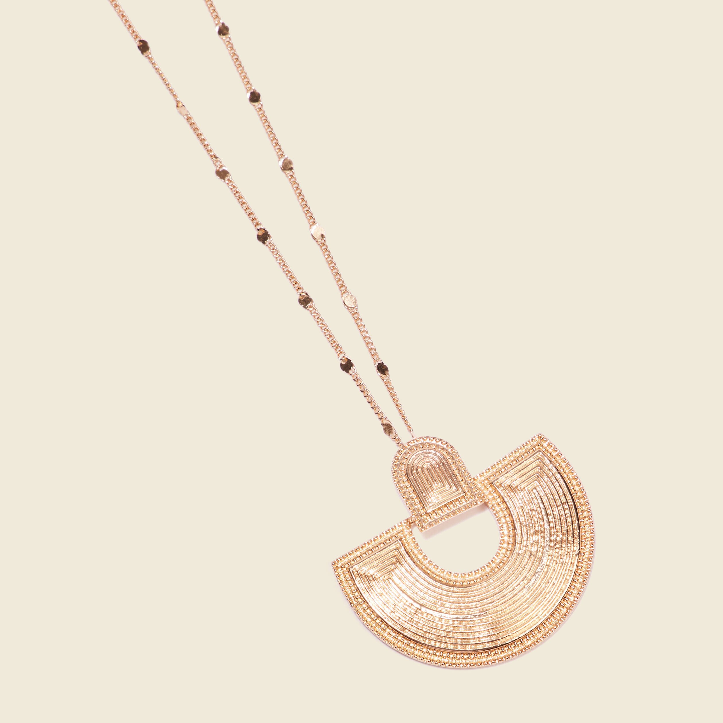 collier avec pendentif couleur or femme Collier avec pendentif couleur or femme