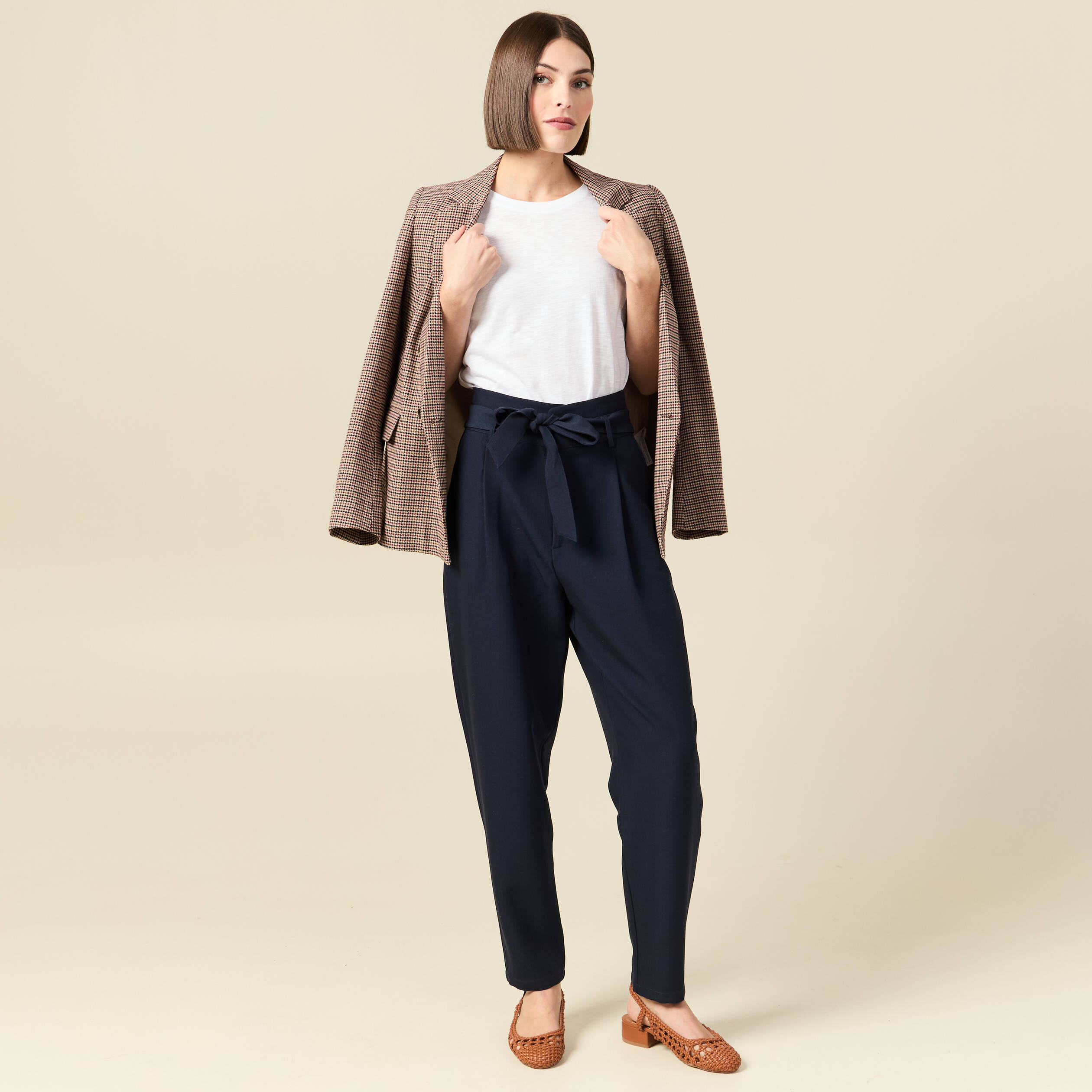 Pantalon carotte taille haute bleu marine femme