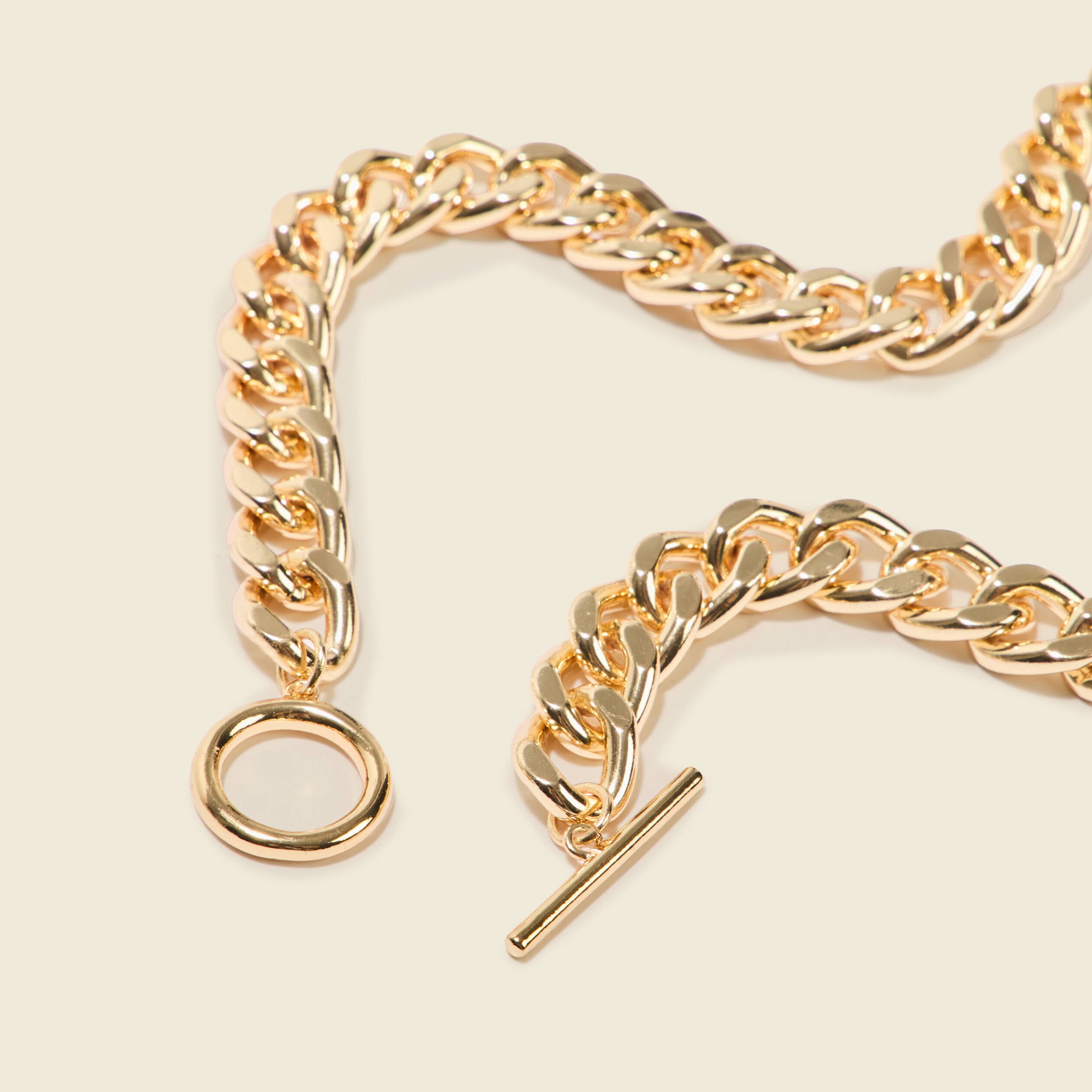 Collier couleur or femme