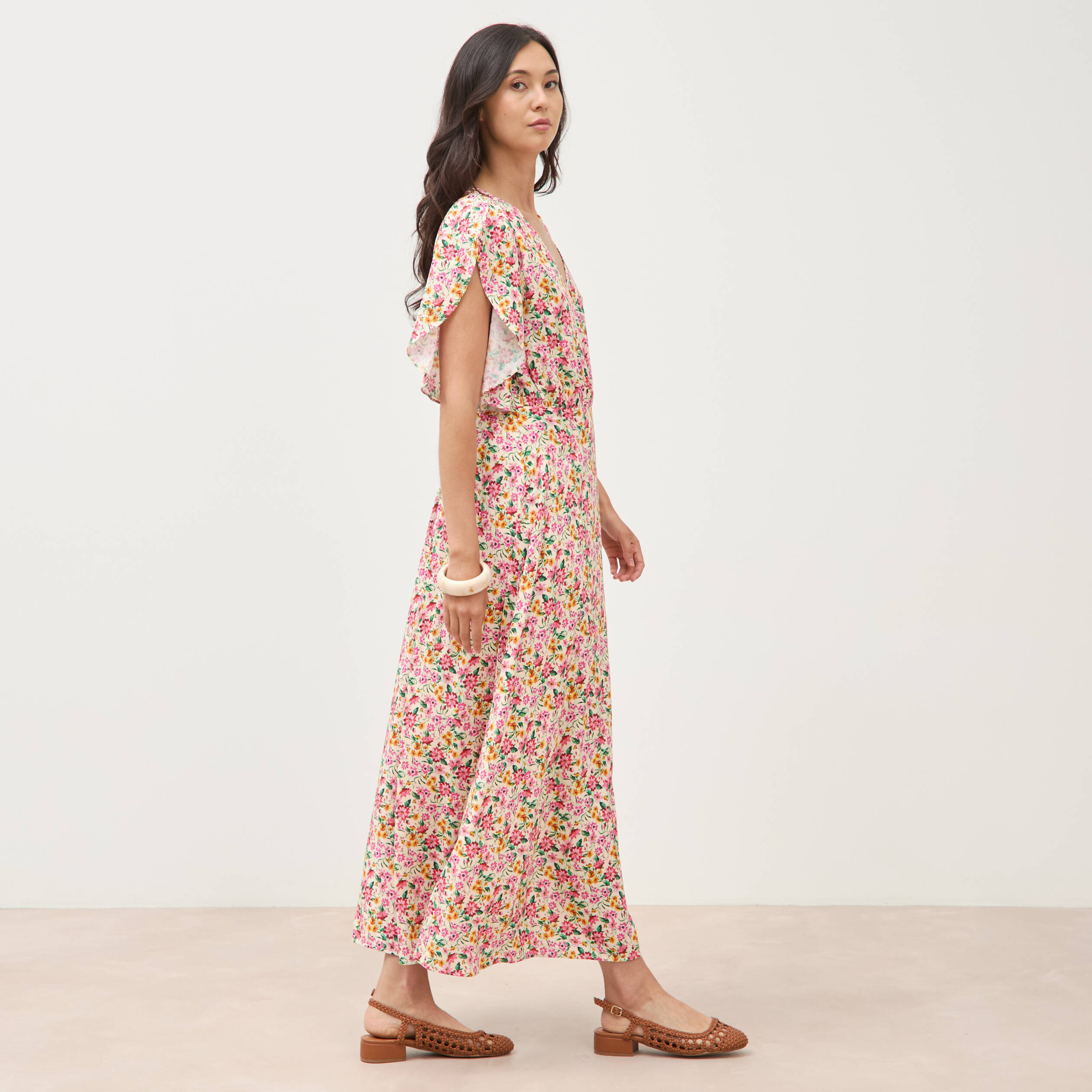 Robe fluide col v manches courtes multicolore femme