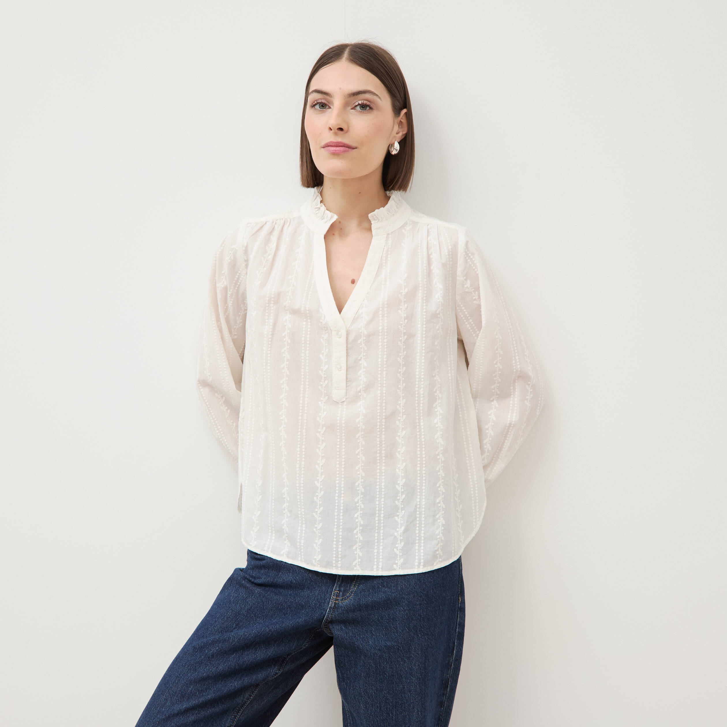Blouse col mao manches longues en coton ecru femme