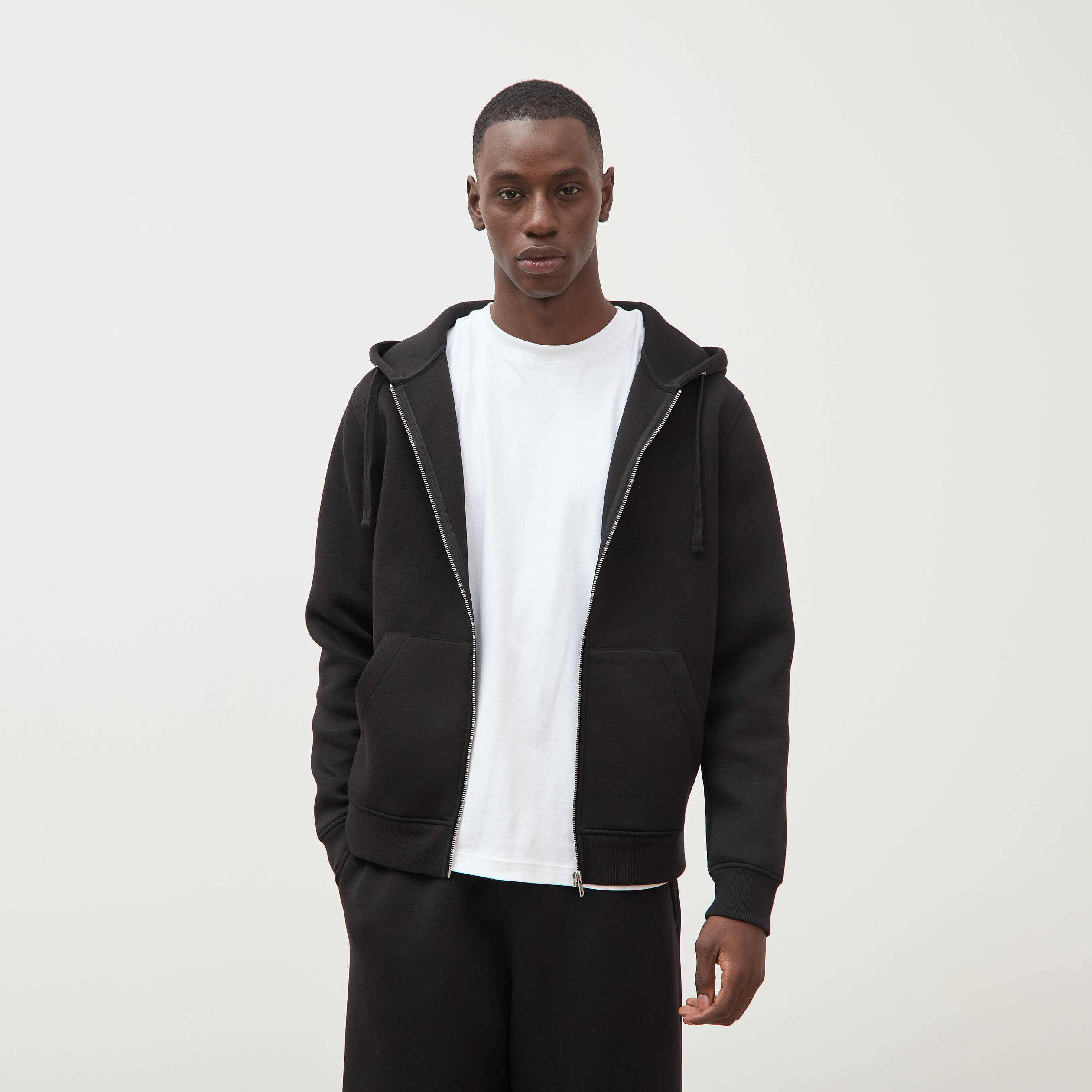 Sweat ample &agrave; capuche manches longues noir homme