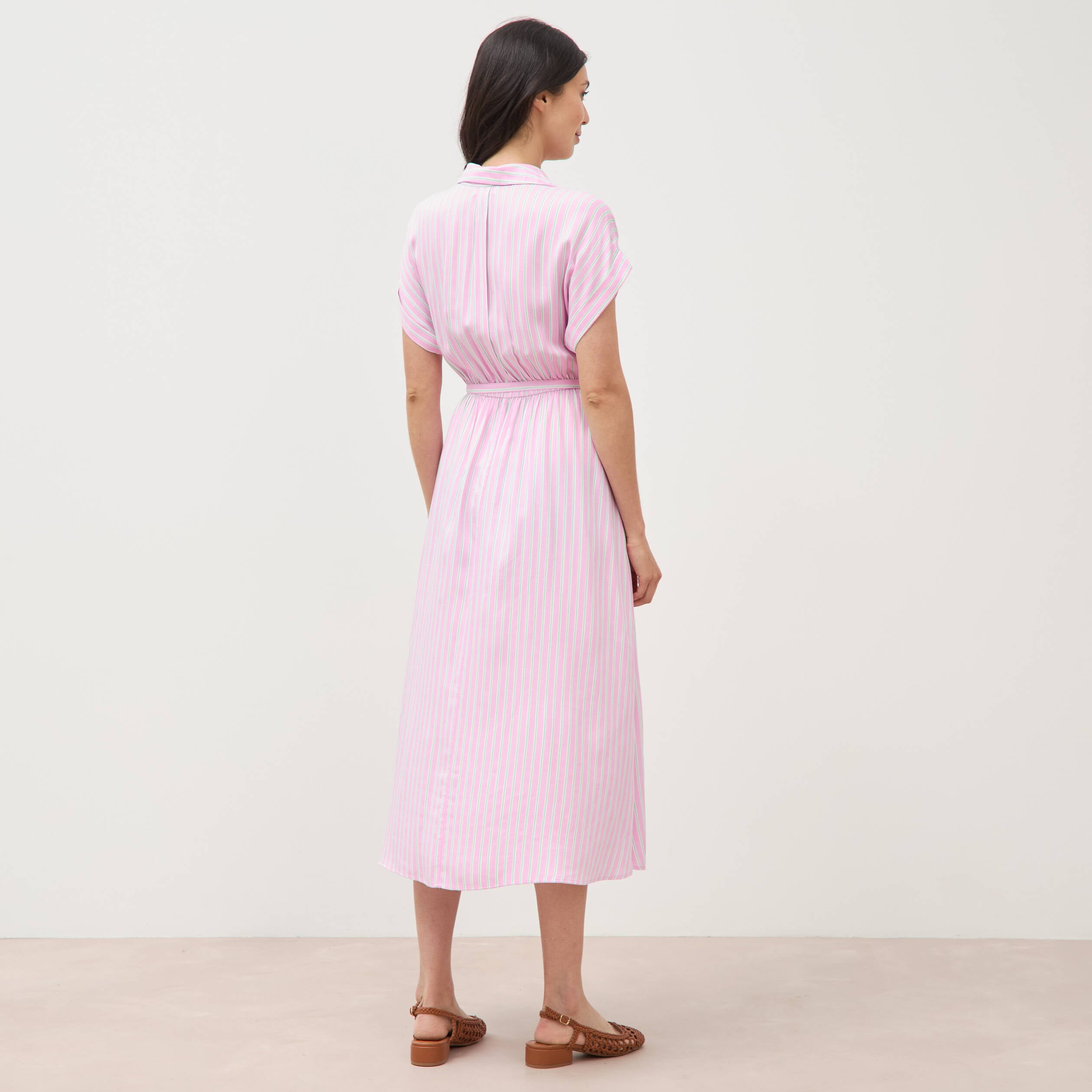 Robe longue &eacute;vas&eacute;e ceintur&eacute;e rose femme