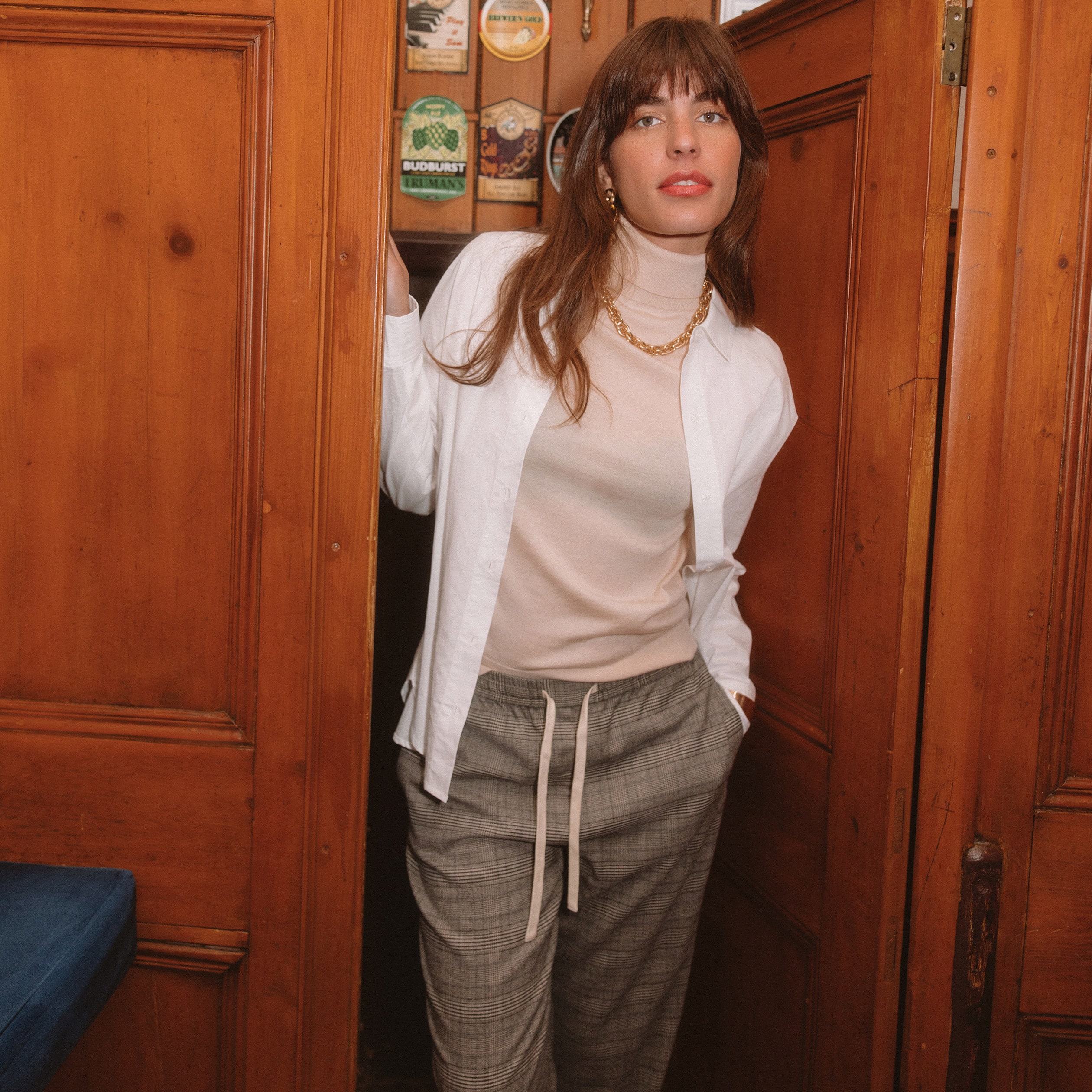 Pull fin col roul&eacute; manches longues creme femme