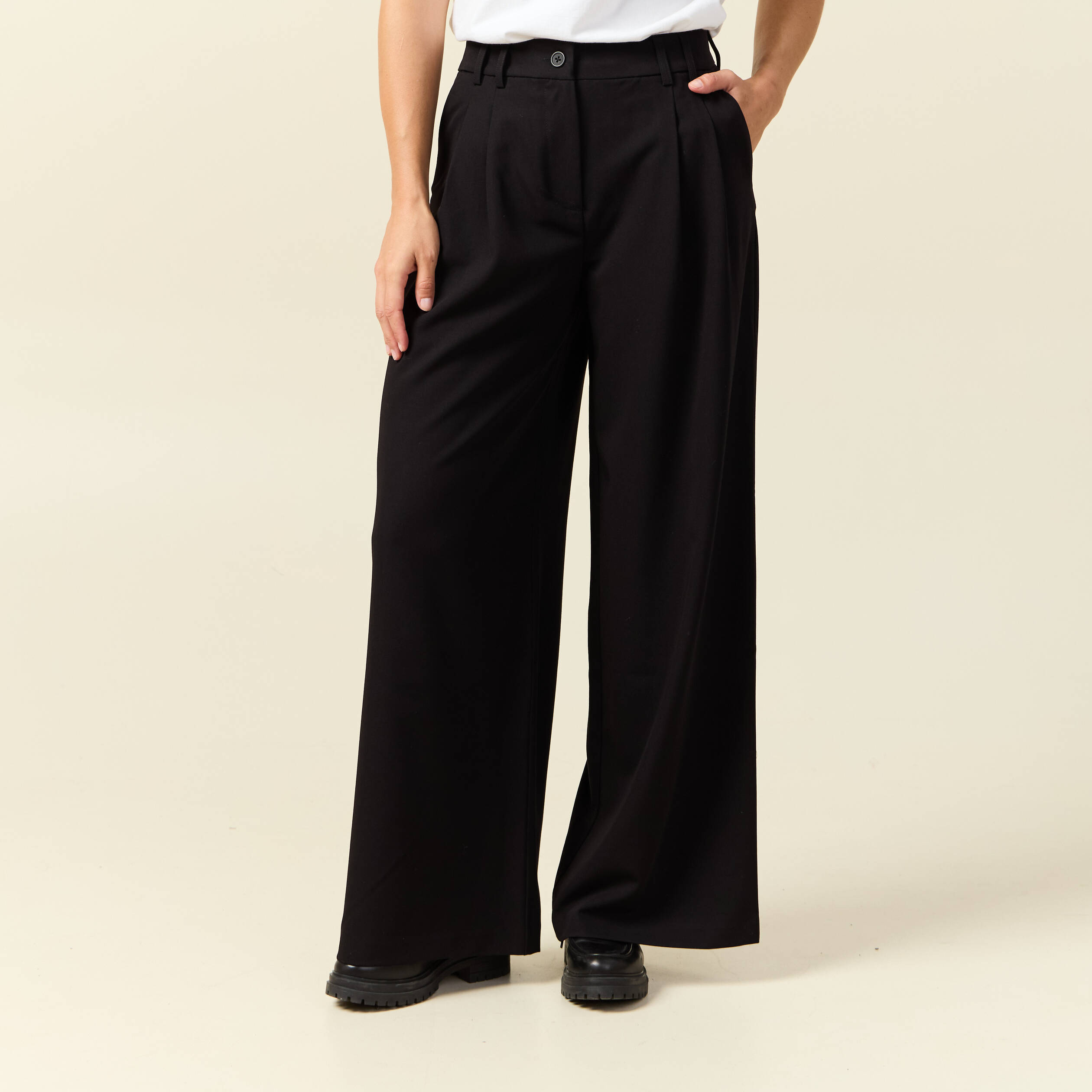 Pantalon large taille haute fluide noir femme
