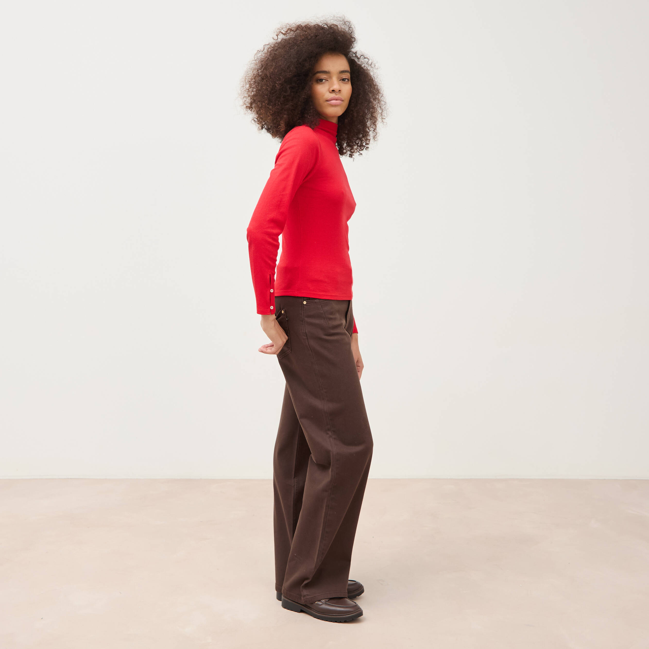 T-shirt cintr&eacute; manches longues rouge femme