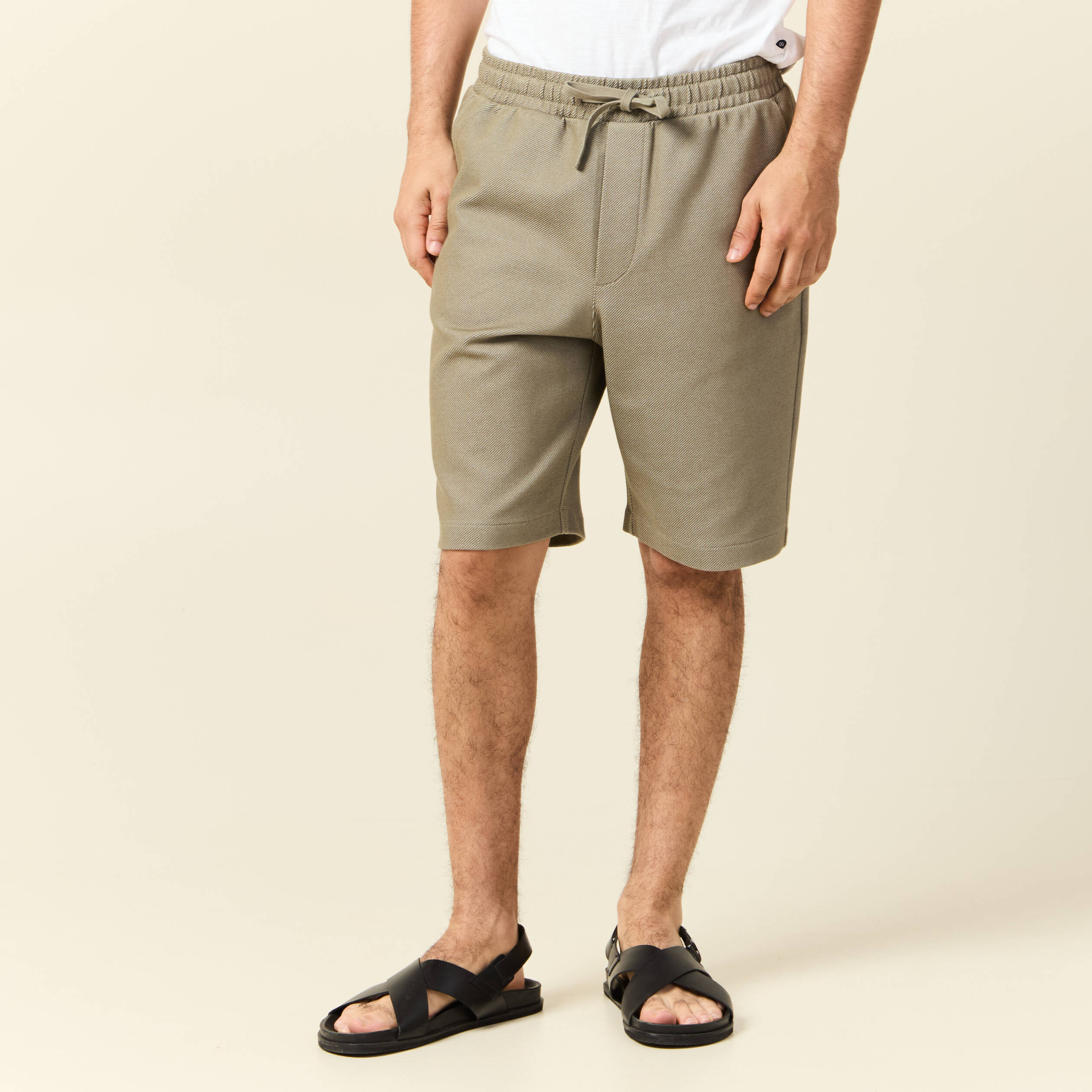 Bermuda droit élastiqué vert kaki homme