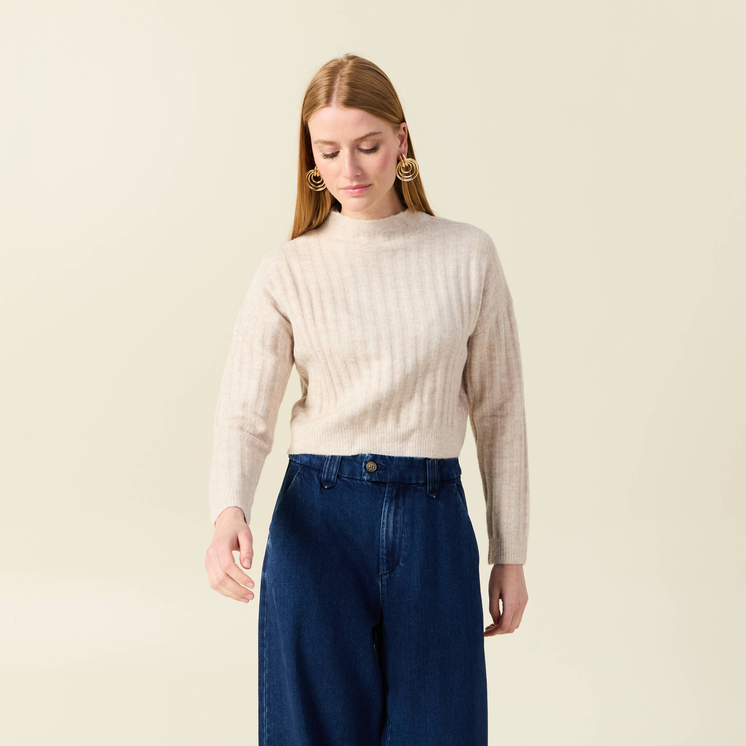 Pull manches longues cropped creme femme