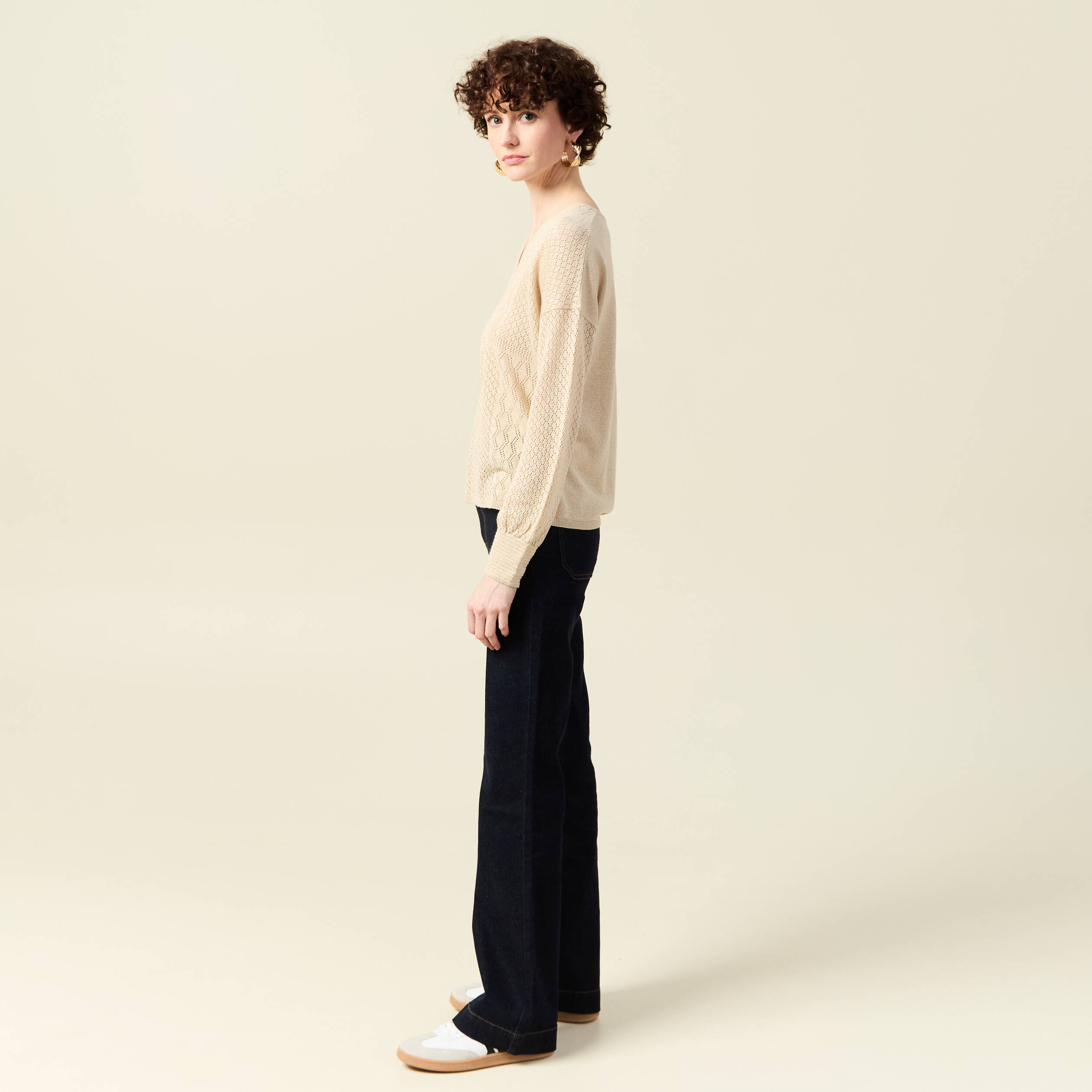 Pull manches longues ajour&eacute; creme femme