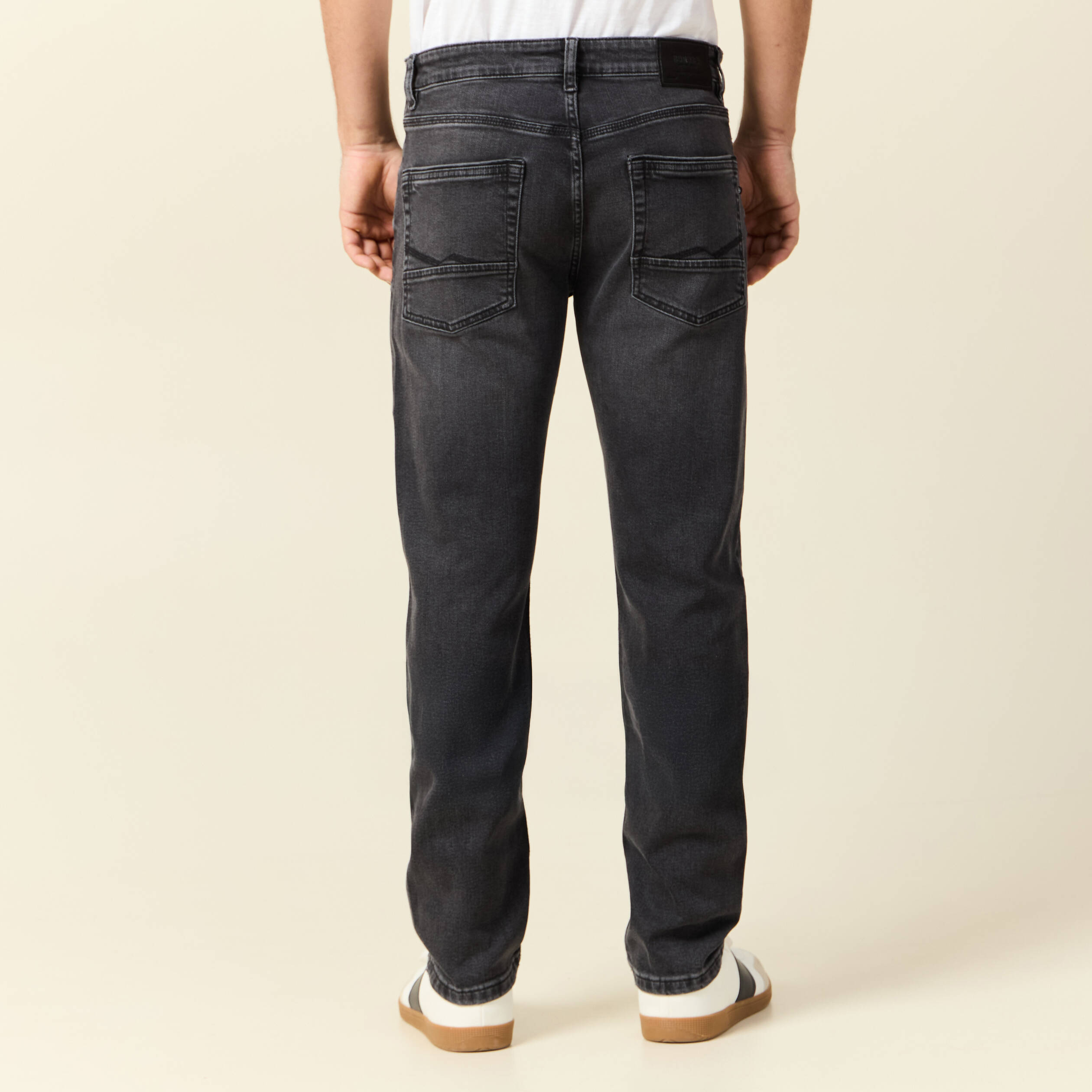 jeans straight 5 poches denim gris homme Jeans straight 5 poches denim gris homme
