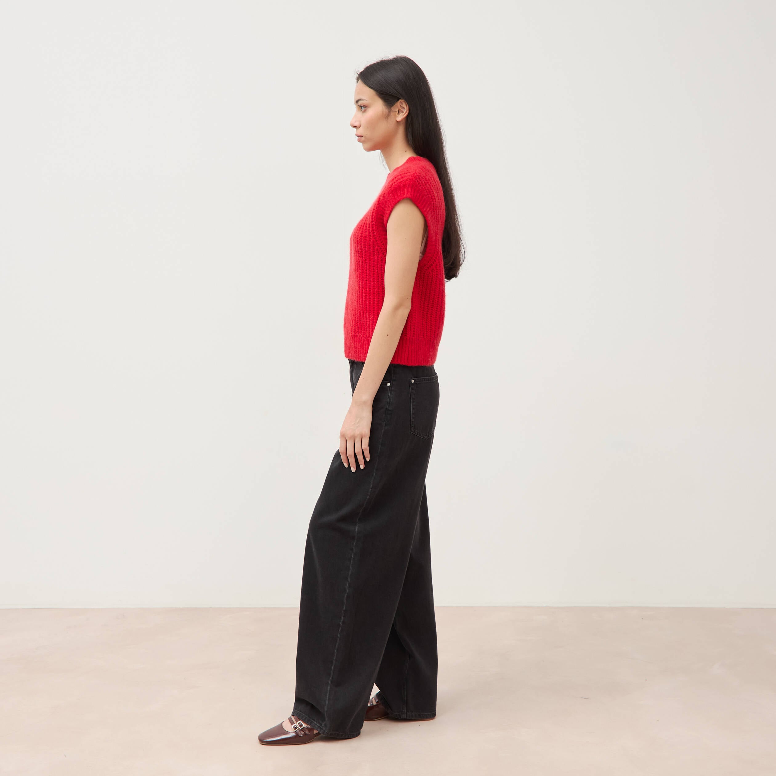 Pull droit sans manches col rond rouge femme